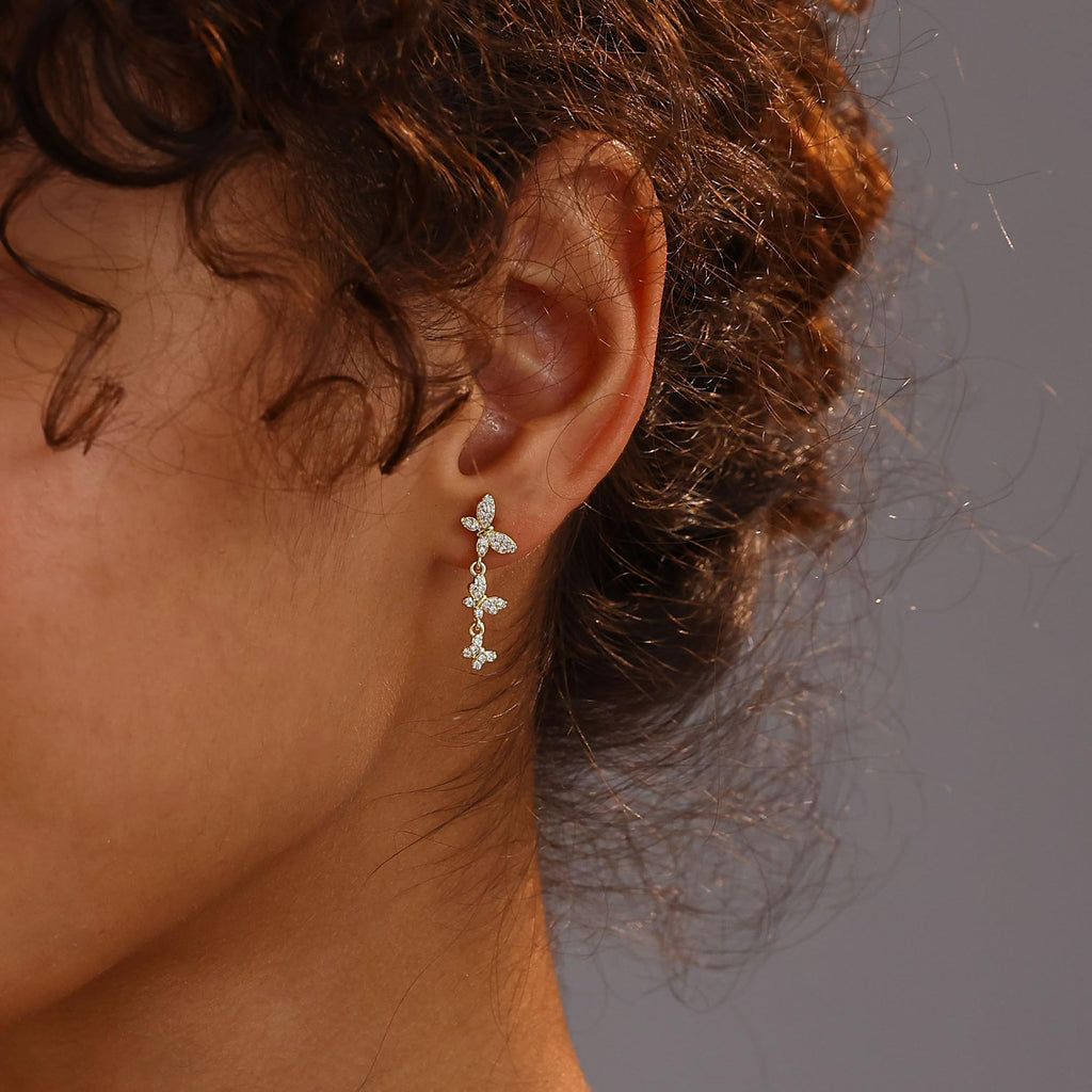 Gold Earrings for Women, 14K Gold Plated Tassel Dangle Earrings for Women Trendy Hypoallergenic Long Chain Earring Dainty Pearl Drop Earrings Elegant Wedding Earring Fashion Jewelry for Womens