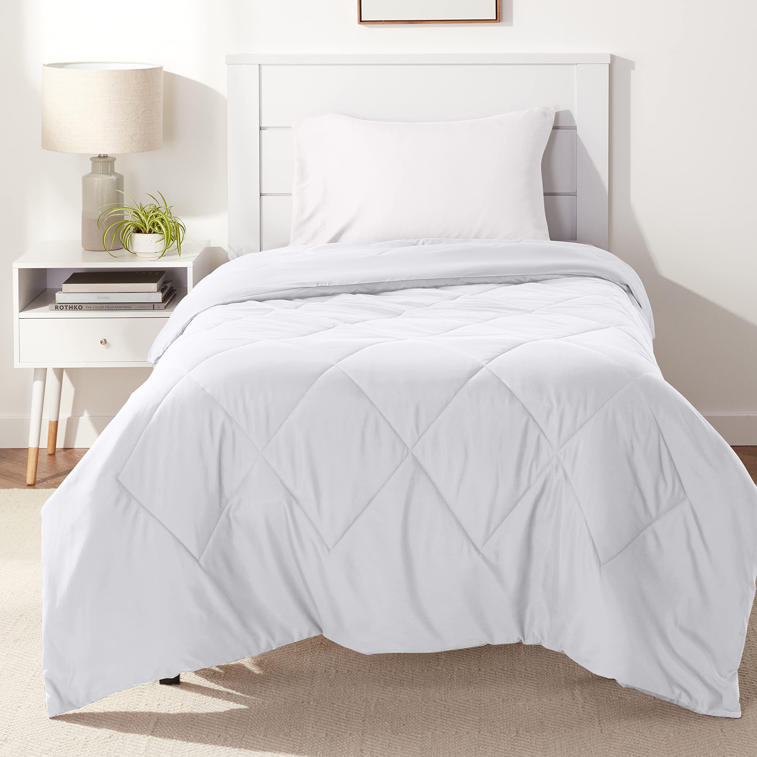 Amazon Basics Reversible Lightweight Microfiber All Season Comforter Blanket, Twin/Twin XL, Burgundy/Grey (Pack of 2)