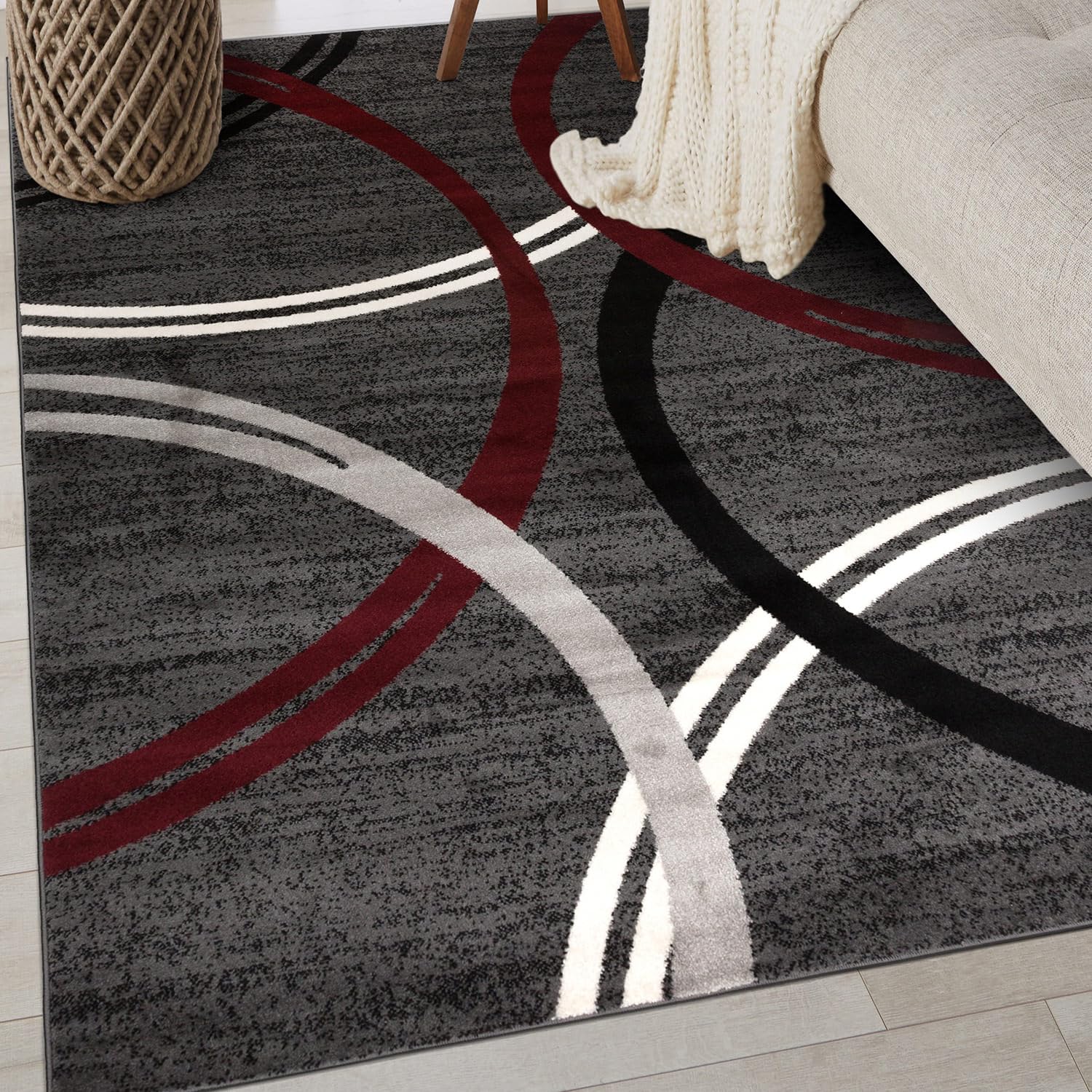 Rugshop Modern Wavy Circles Design Accent Rug, Carpet with Jute Backing for Entryway, Kitchen, or Pet Area, Black, 2' x 3'