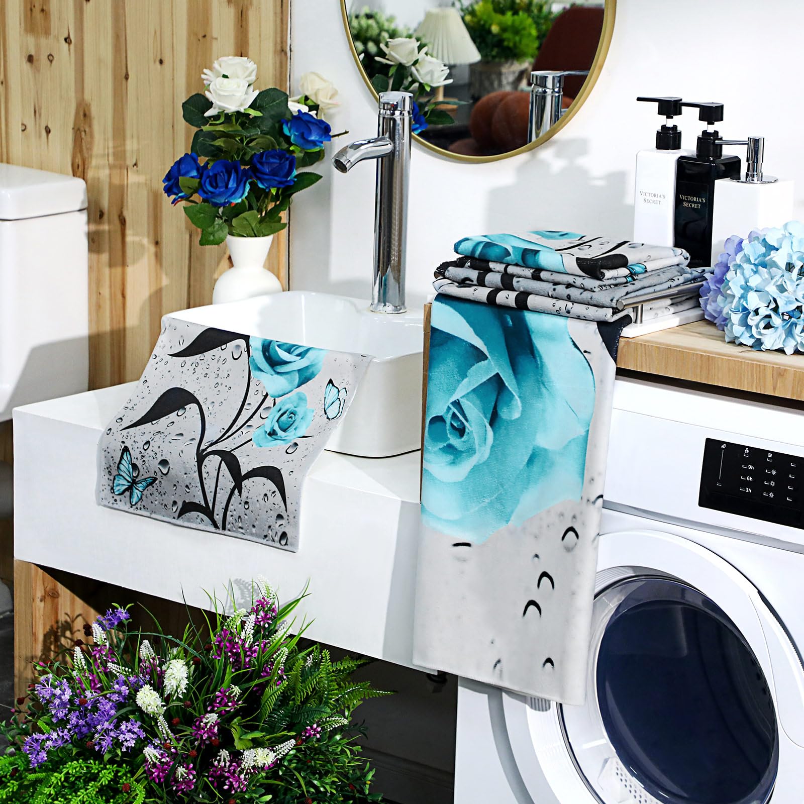 Preboun 3 Pack Christmas Gnome Bathroom Towels Set - Christmas Tree Hand Towels, Winter Snowflake Bath Towels, Soft Absorbent Dish Towels for Bathroom, Kitchen, Home, Hotel, Beach, Gym, Spa