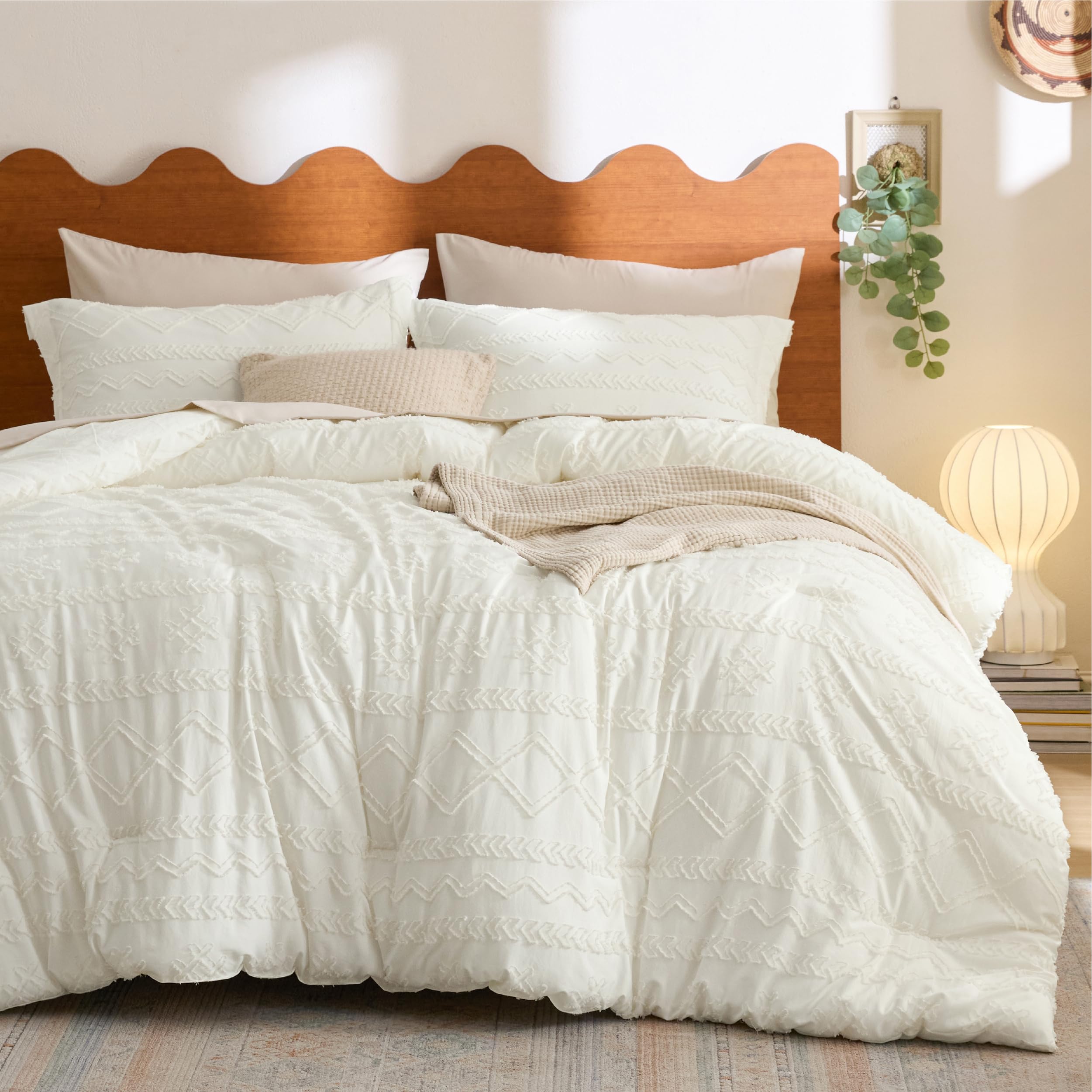 Bedsure Twin Comforter Set - White Boho Twin Comforter, Distressed Vintage Dorm Bedding Set for Kids, 2 Pieces Modern Farmhouse-Style Bed Set, Includes 1 Pillow Sham