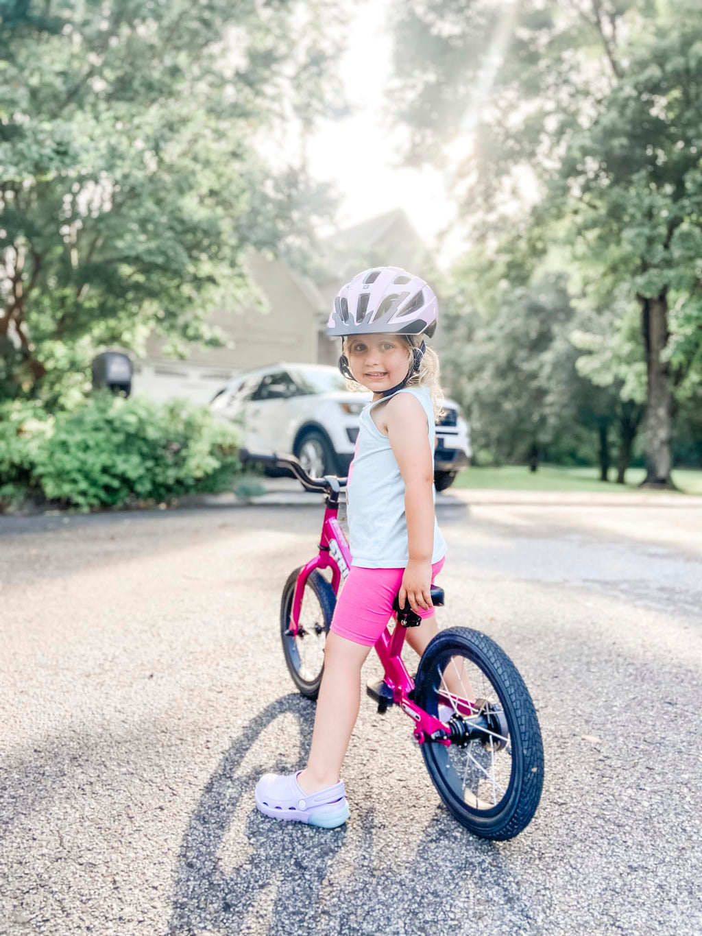 Strider 14x Classic, Balance Bike for Kids 3 to 6 Years - Includes Kid Sized Grips, Padded Seat, Performance Footrest, All-Purpose Tires-Easy Assembly, Tool-Free Adjustments