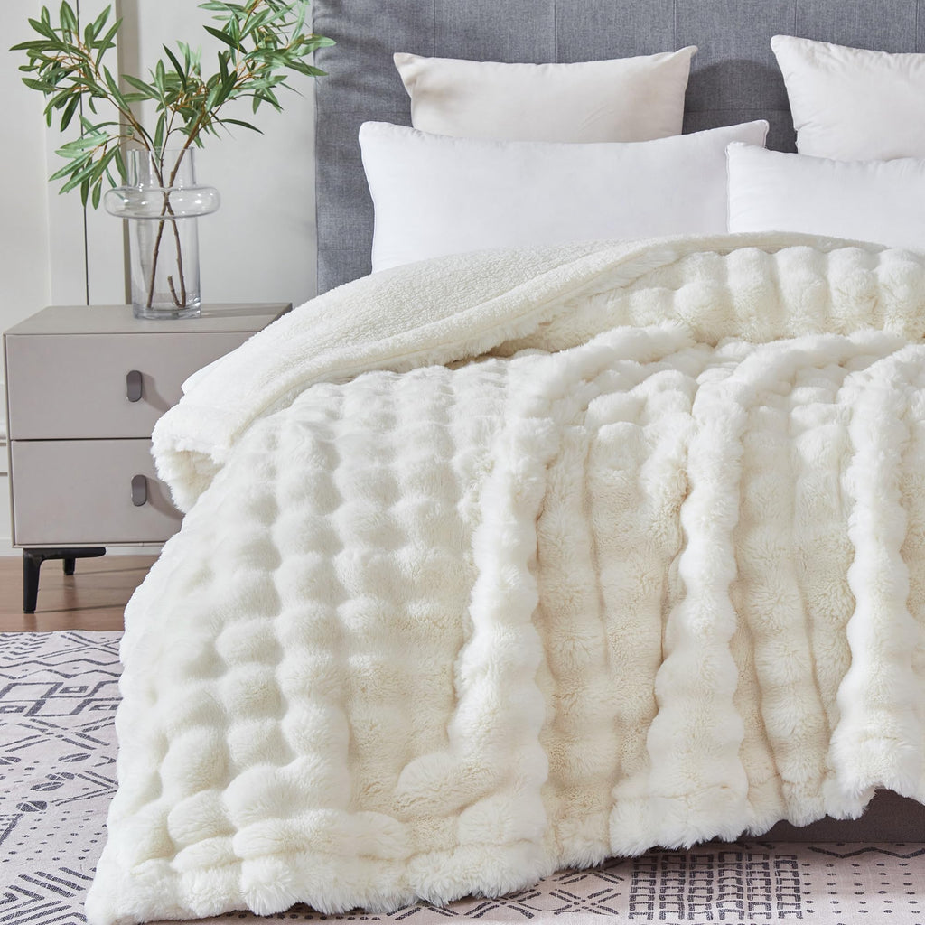 50x60 Inches Ultra-Soft Fuzzy Faux Fur Plush Throw Blanket - Thick, Warm Sherpa for Couch, Sofa, Bedroom, Camping - Decorative Blanket for Cozy Warmth, Bubble Grey