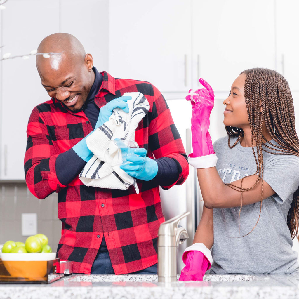 Playtex Living Reuseable Rubber Cleaning Gloves, Premium Protection Reusable Household Gloves, Large (Pack of 3)