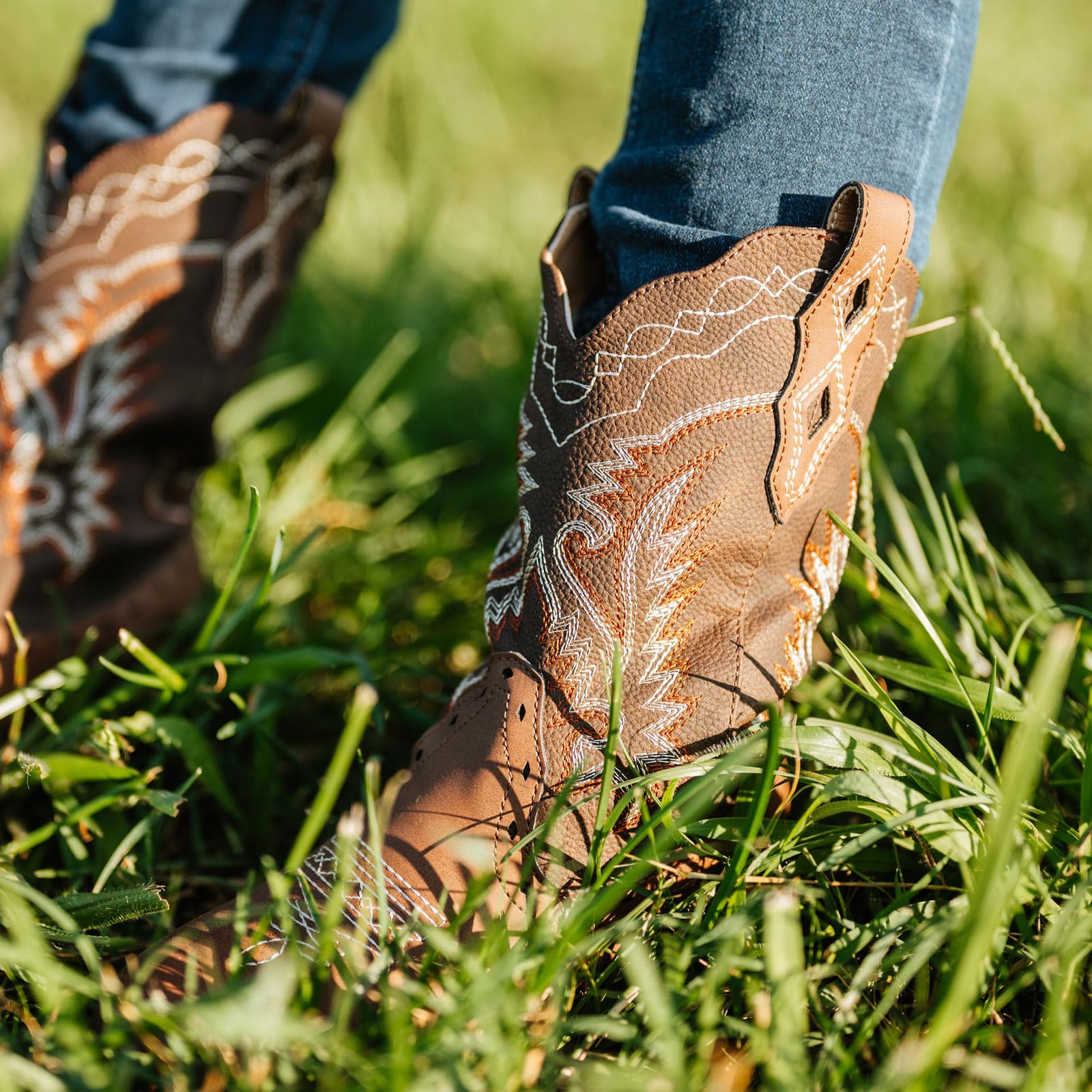 Rollda Kids Cowboy Boots Western Round Toe Cowgirl Boots for Boys Girls Toddler/Little Kid/Big Kid