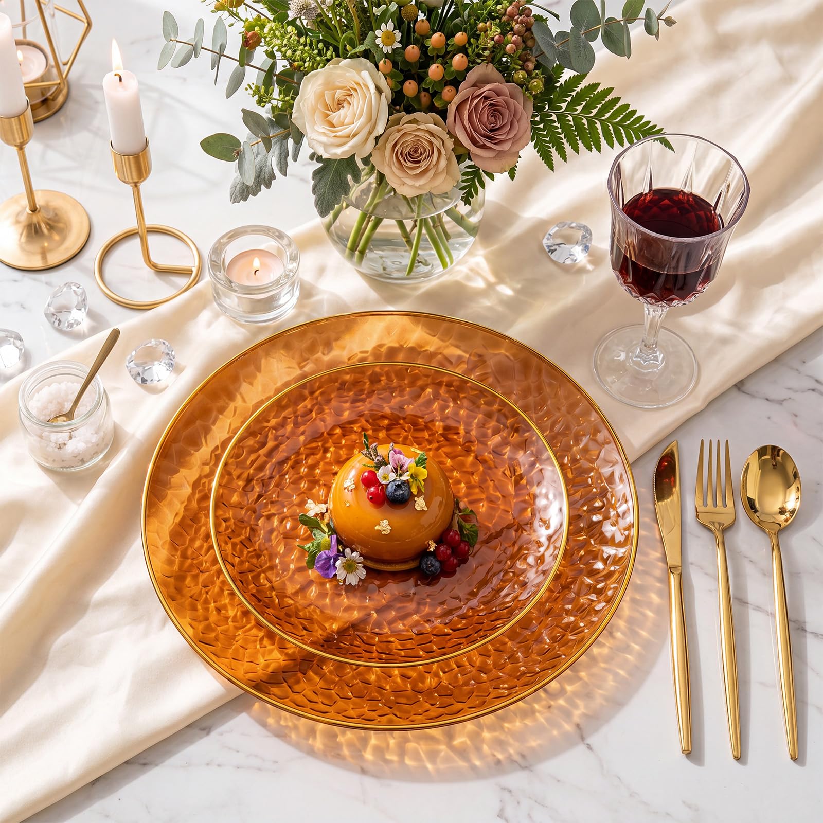 Rubtlamp 100Pcs Amber Gold Plastic Plates, Disposable Plates With Gold Rim, Heavy-duty Party Platos, Hammered Plastic Plates Include 50 Clear Dessert Plates, 50 Dinner Plates for Party