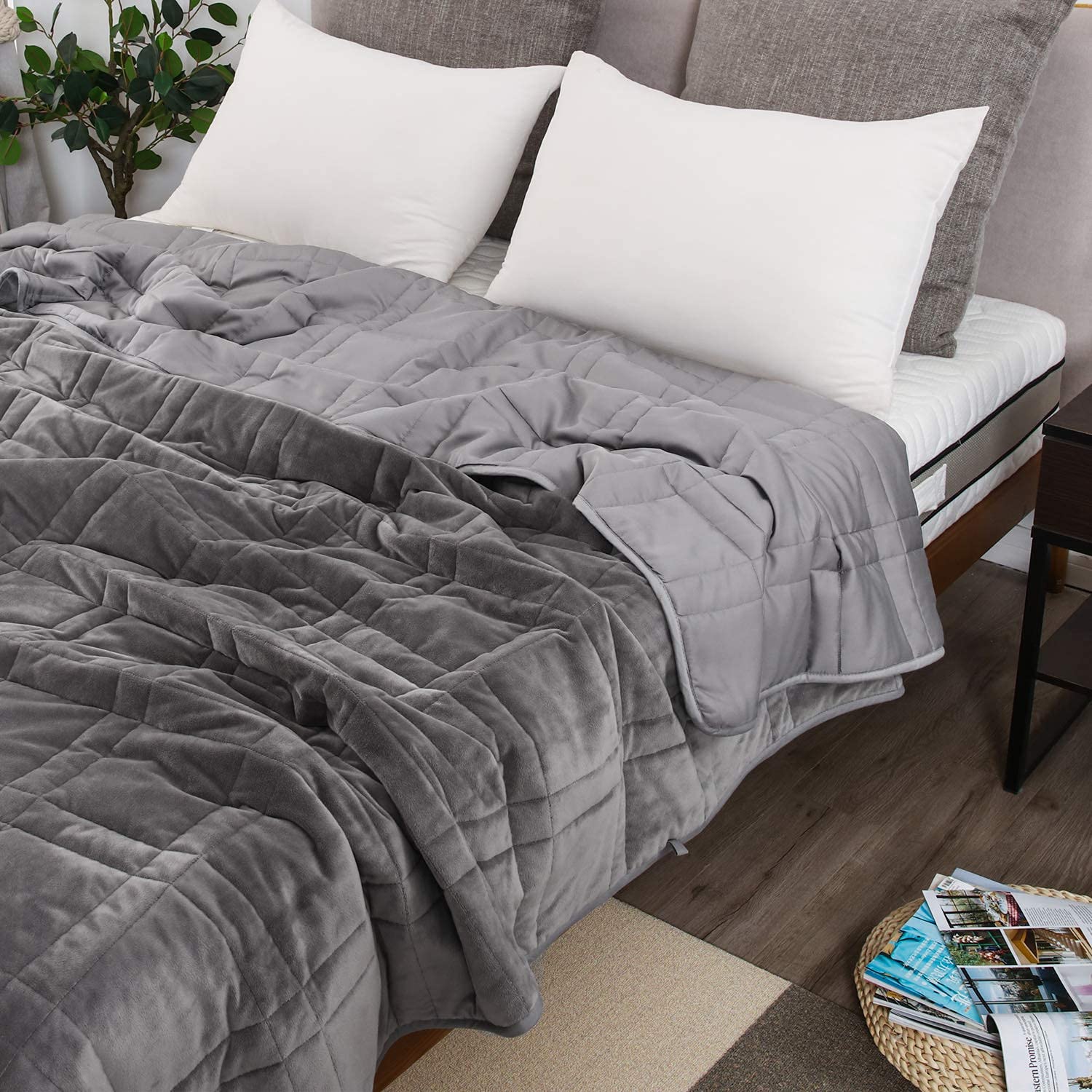 OMYSTYLE Reversible Weighted Blanket 48''x72'' 15lbs for Adults, Warm Short Plush and Cool Tencel Fabric Double-Sided Weighted Blanket for All Season Use - Carry Bag Included