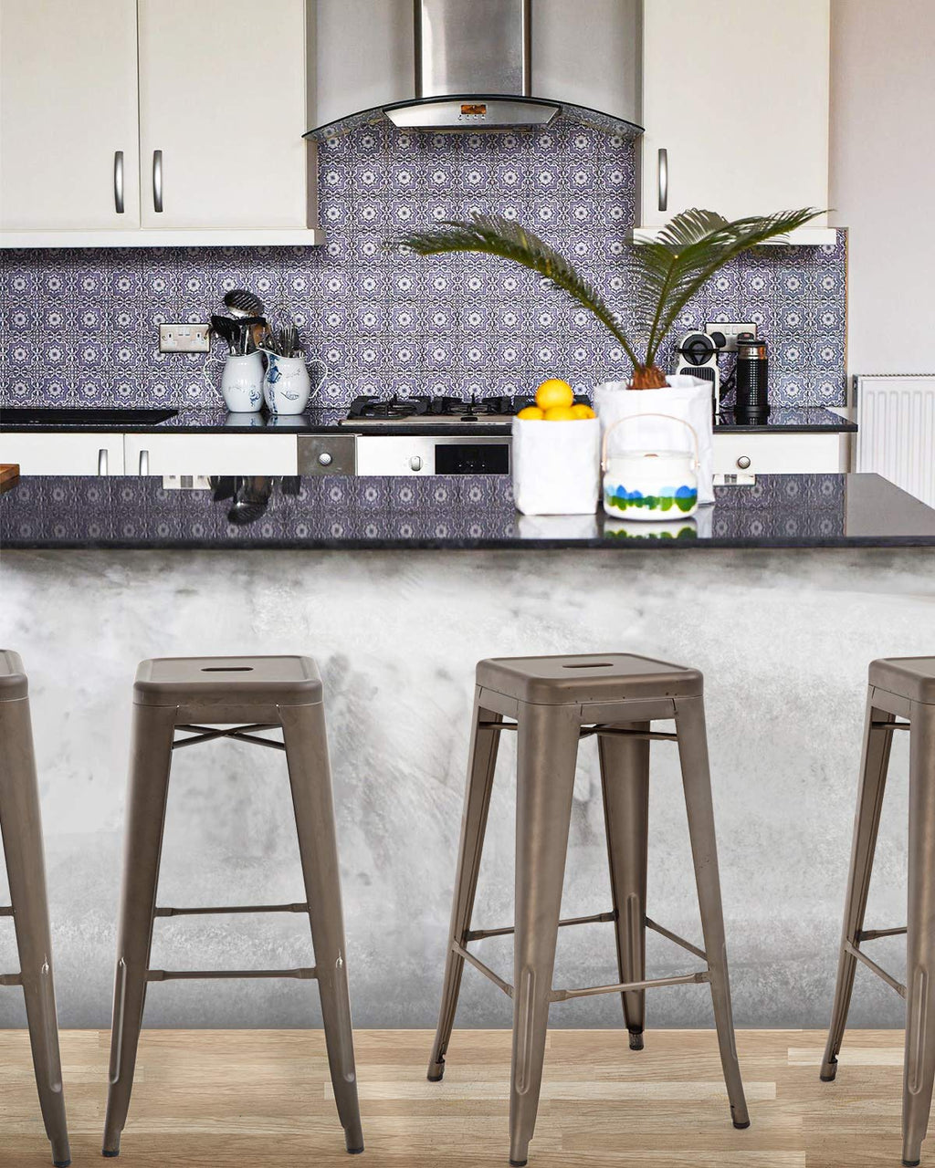 FDW Metal Bar Stools Set of 4 Counter Height Bar Stools 24 Inches Industrial Bar Chairs Patio Stool Stackable Backless Stool Indoor Outdoor Metal Kitchen Stools Bar Chairs (Black, 24")