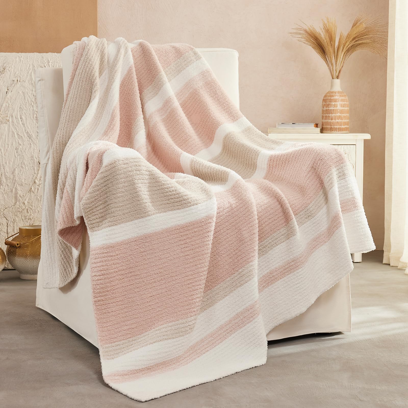 Checkered Throw Blanket, Black Soft Cozy Fluffy Knitted Throw Blankets for Couch, Sofa, Bed, Chair, Warm Fuzzy Travel Picnic Lightweight Plaid Blanket, 50x70 inches