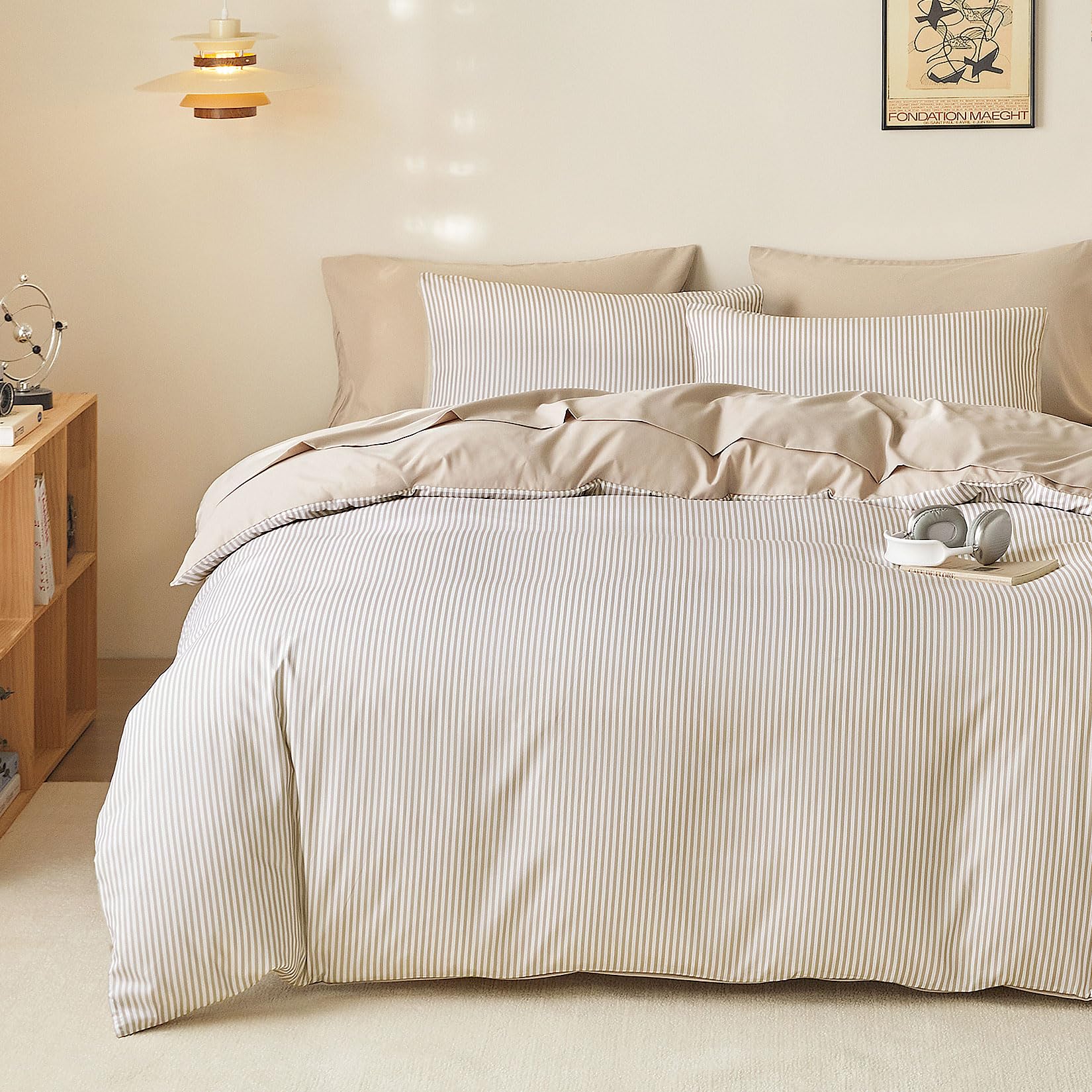 Wake In Cloud - Striped Comforter Set, Ticking Stripe Vertical Pinstripe Neutral Farmhouse Pattern Printed, Soft Lightweight Bedding, 3 Pieces, Blue White, Twin/Twin XL Size