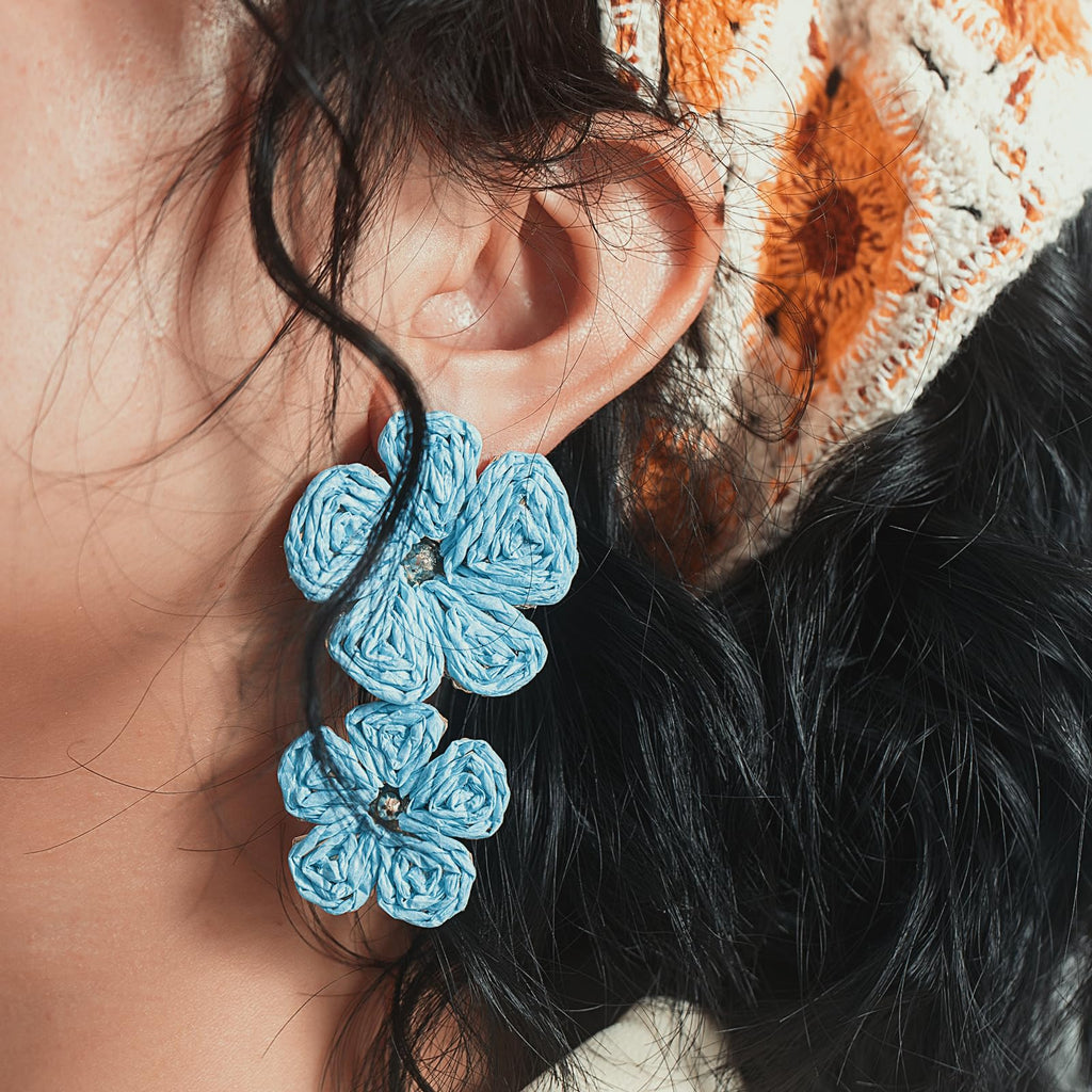 Boho Flower Earrings Statement Raffia Dangle Earrings Cute Floral Jewelry Trendy Summer Beach Vacation Outfits for Women