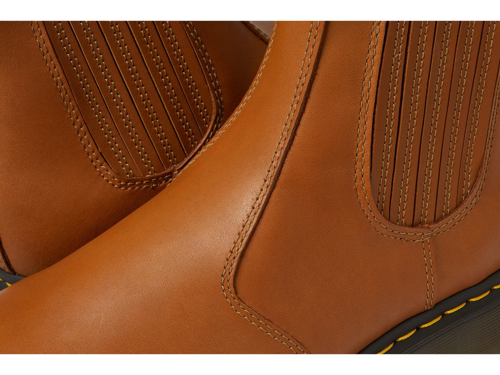 Dr. Martens Unisex Adult Chelsea Boots