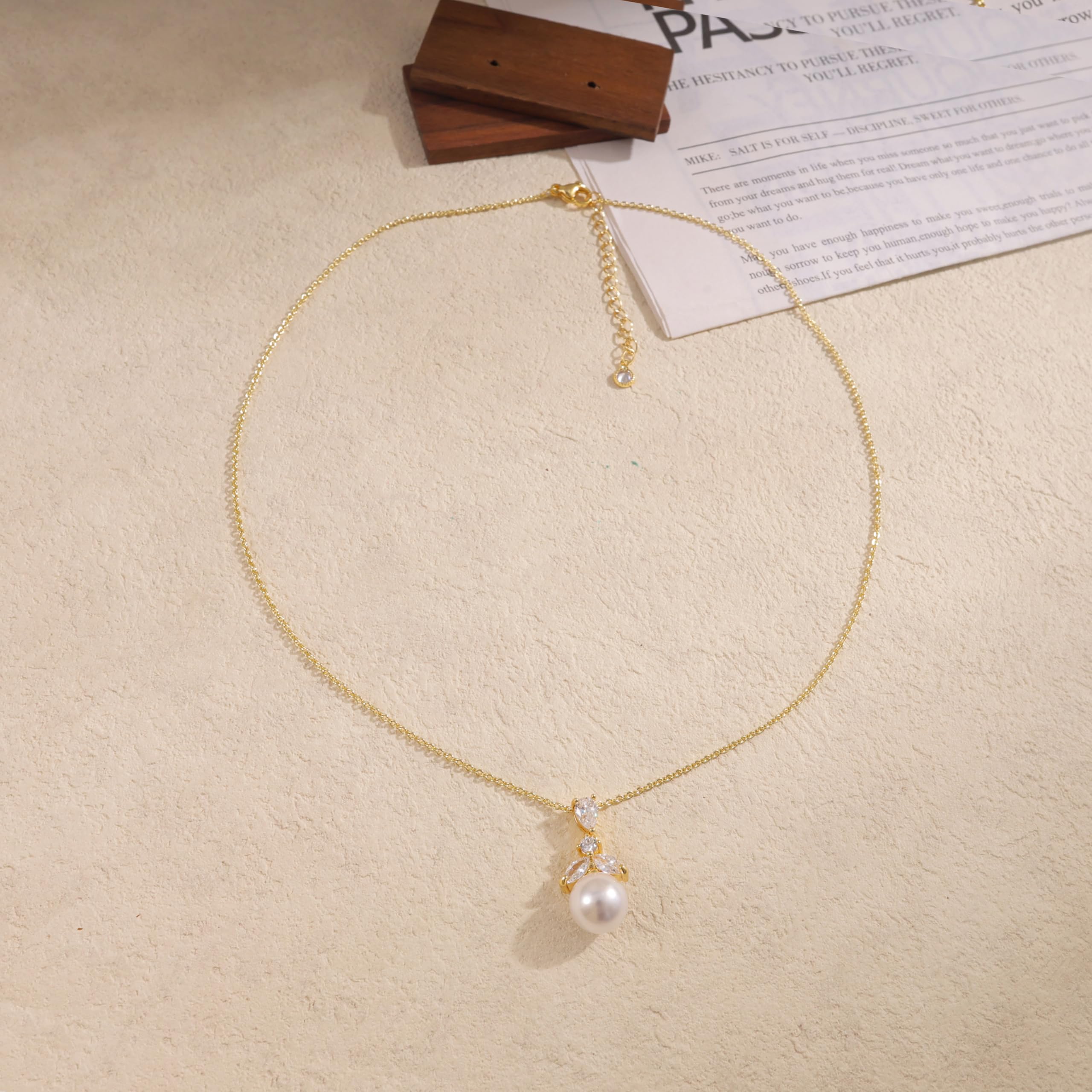 Pearl Necklace for Women Trendy,14k Gold Plated Necklace Dainty Wedding Necklace Small Cute Choker Necklace Gold Prom Drop Necklace Vintage Waterproof Jewelry for Women Prom Jewelry Fashion Gifts