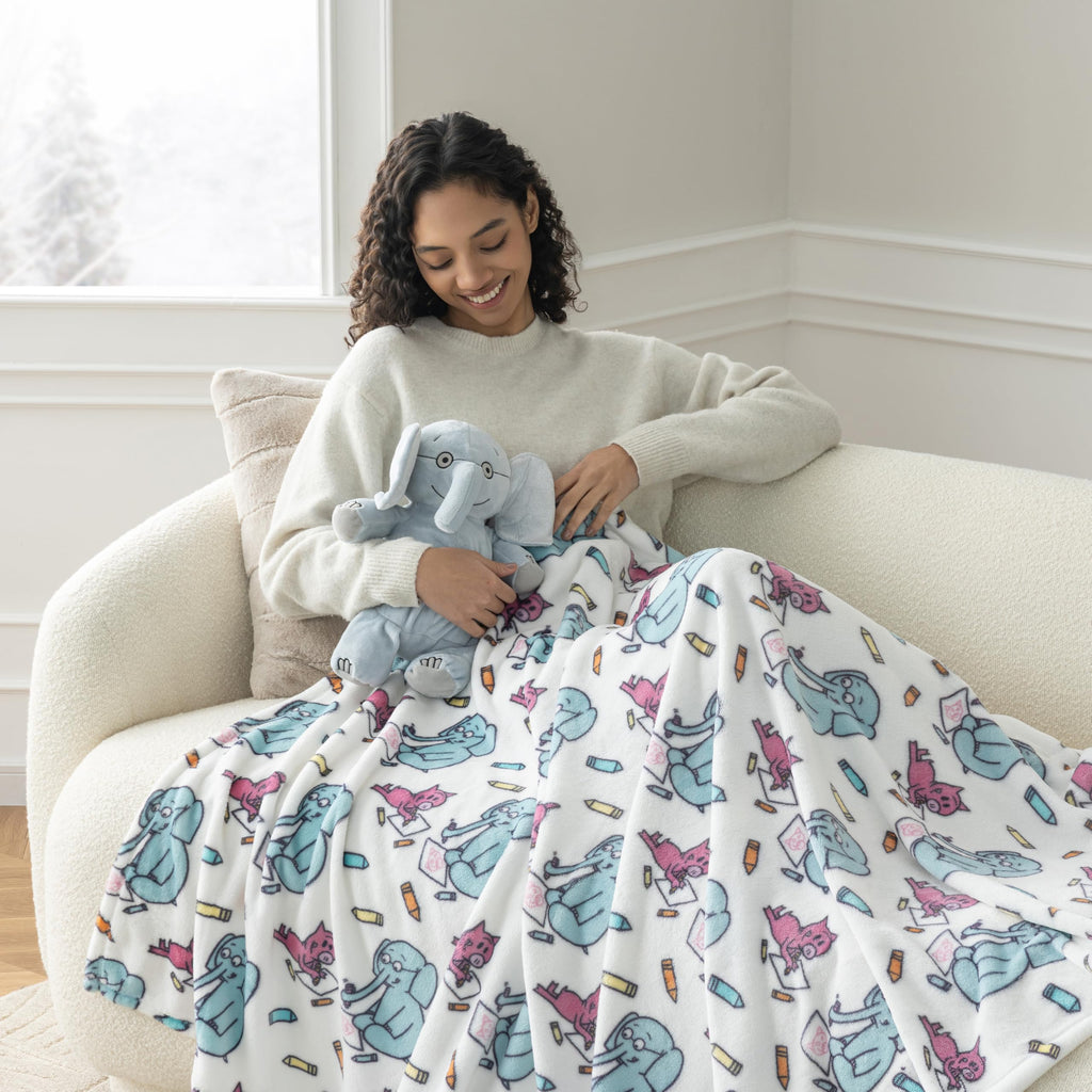 Berkshire Blanket VelvetLoft® Luxury Soft Polyester Throw Blanket, Don’t Let The Pigeon Drive The Bus, 50 x 70in(Official Mo Willems® Product)