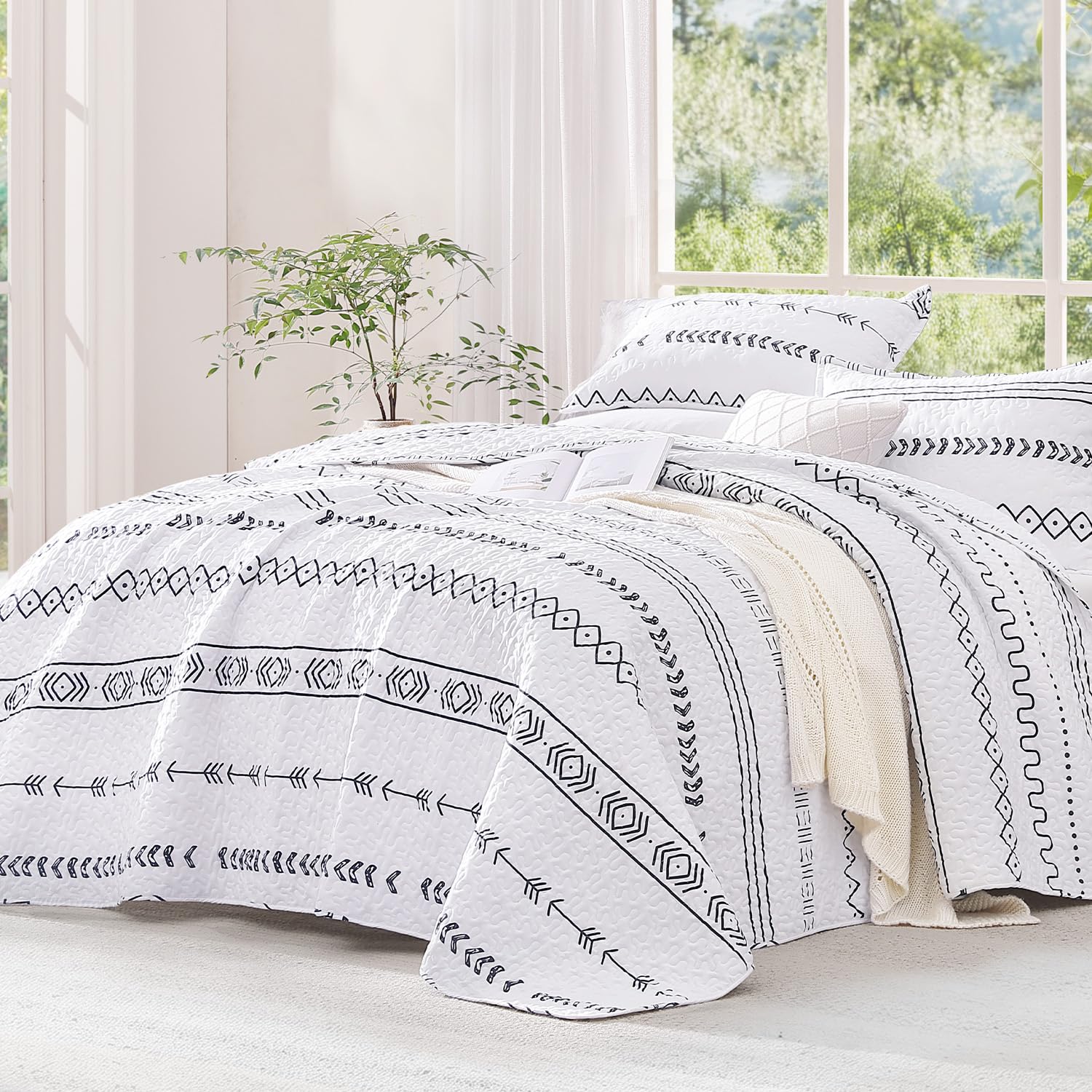 Andency Twin Quilt Set Grey, 2 Pieces Boho Lightweight Soft Striped Bedspread for All Season (68"x86"), Gray Printed Bohemian Polyester Reversible Coverlet Comoforter Sets