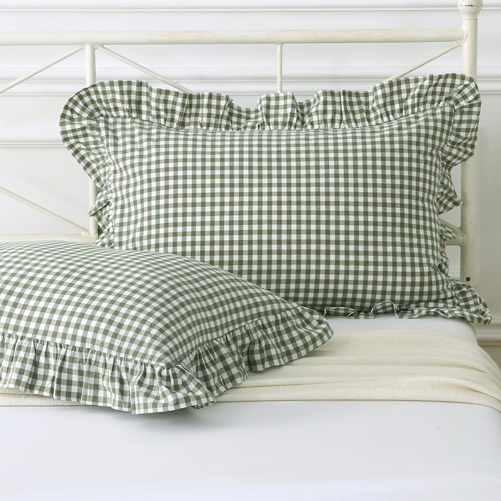 Silnuo Green/White Plaid Ruffled Queen Size Pillow Shams Set of 2,Washed Cotton Shabby Checkered Gingham Farmhouse Bed Pillow Covers 20"x30"