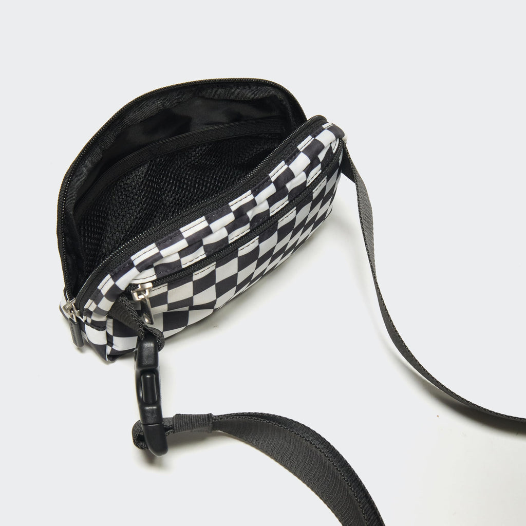 Pander Two Way Zipper Fanny Pack Nylon Everywhere Belt Bag for Women, Water Repellent Waist Packs, Crossbody Bags with Adjustable Strap (Black).