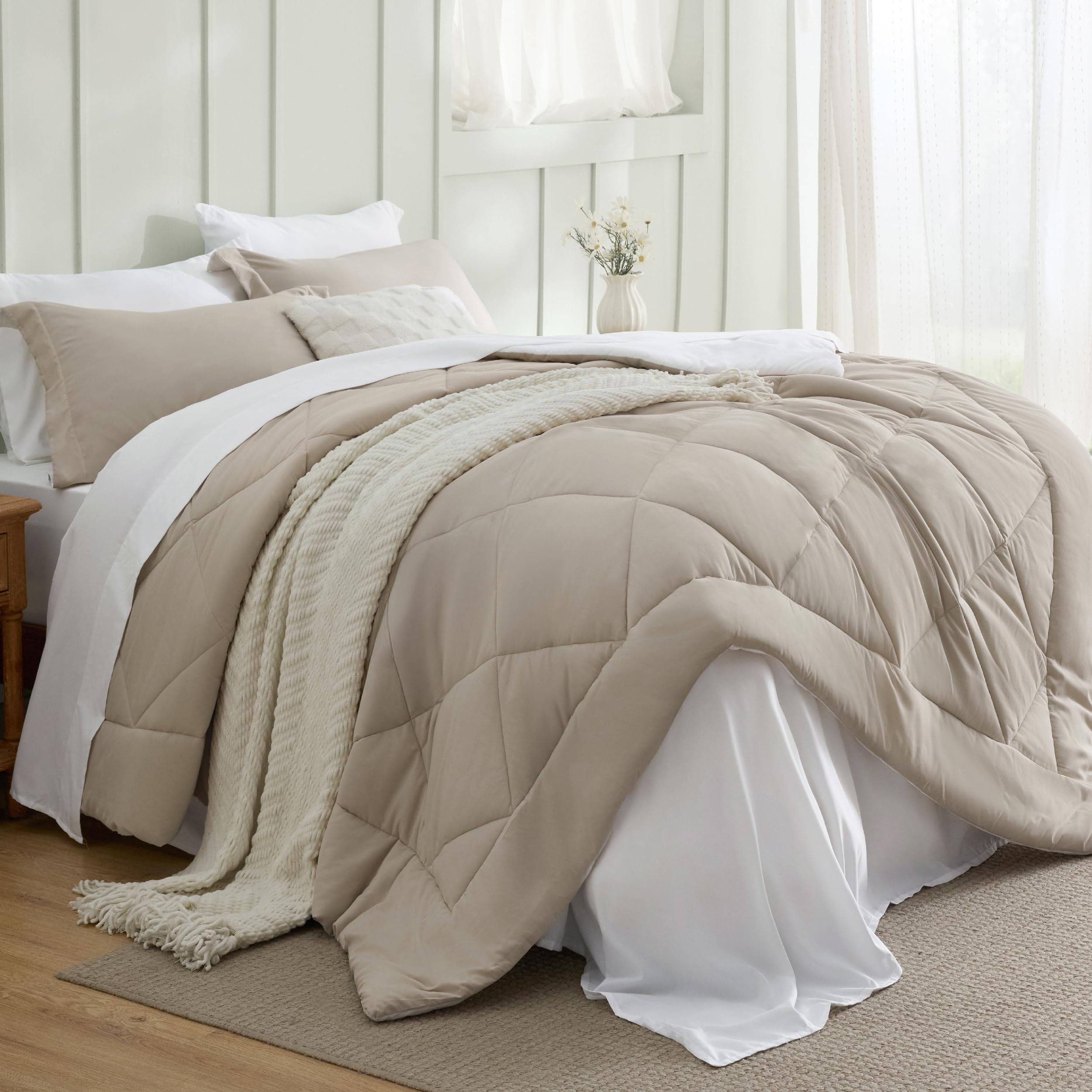 Bedsure Twin Comforter Set - 5 Pieces Reversible Grey Bedding, Twin Size Bed Set for All Seasons, Bed in a Bag with Down Alternative Comforter, Sheets, Pillowcase & Sham