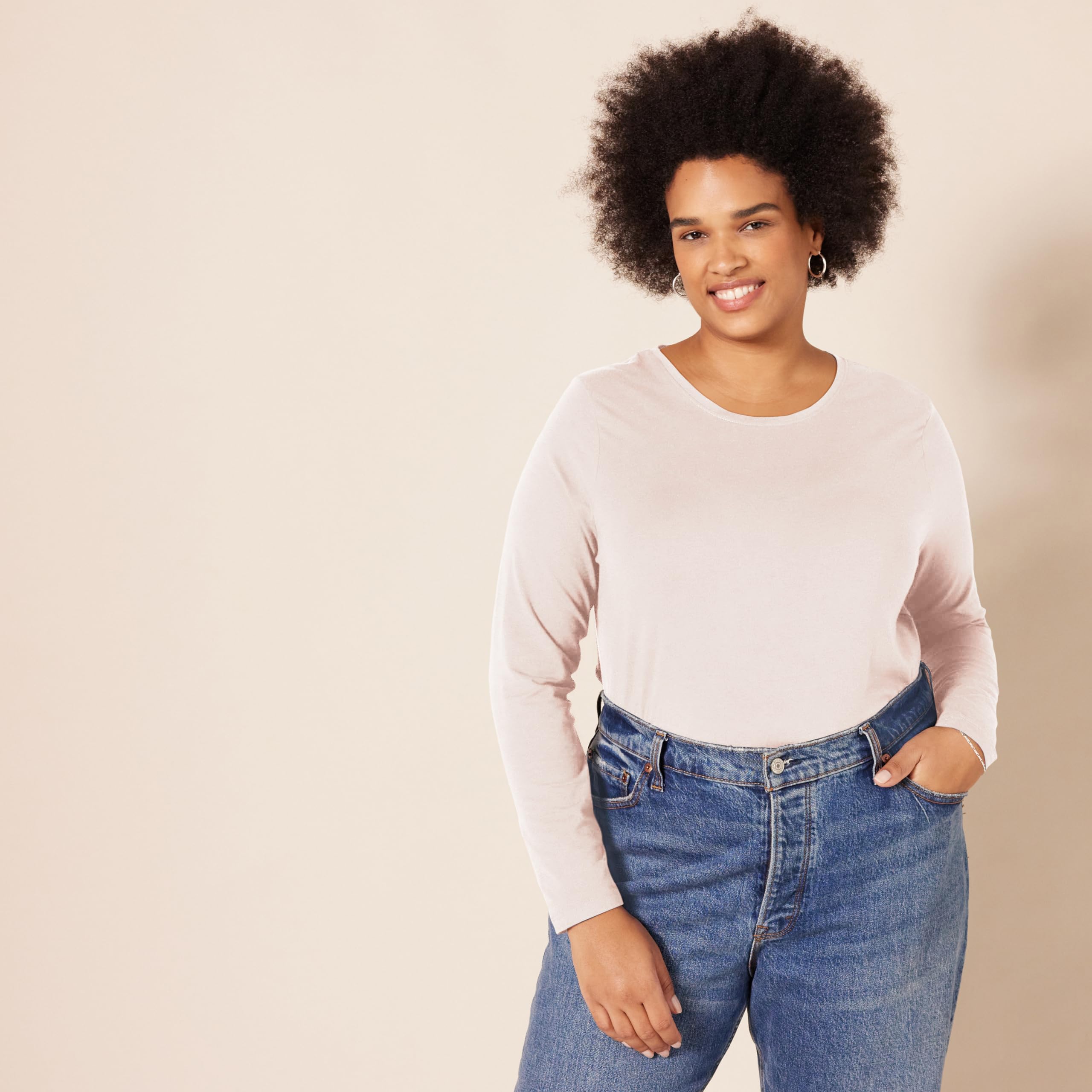Amazon Essentials Women's Regular-Fit Long-Sleeve Crewneck T-Shirt (Available in Plus Size)
