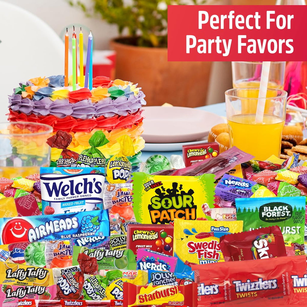 Bulk Candy Variety Pack - 2 Pound Care Package Assorted Basket, Snack Food Gift, Office Assortment Gift for Birthday Party, Kids, College Students & Adults (Pack of 1))