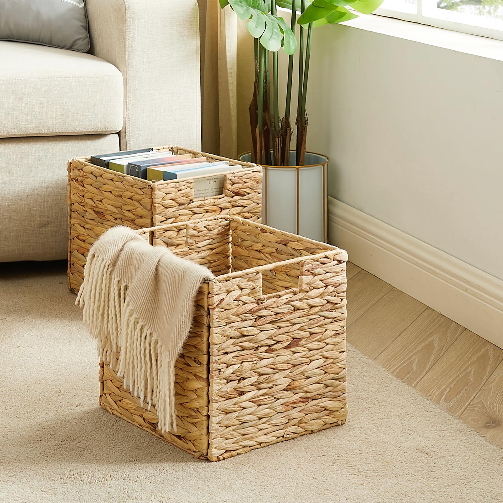 Vagusicc Wicker Storage Basket, Set of 2 Seagrass Storage Baskets, Foldable Wicker Basket 9 Inch Square Cube Storage Bins Storage Baskets for Organizing Shelf Baskets, 9''x9''x9''