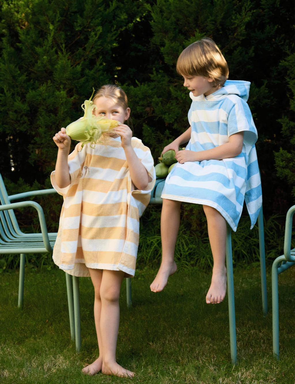 TBEZY Toddler Bath Towel Poncho Thick Cotton Striped Beach Towels for Kids Gifts, Blue, 5-10 Years