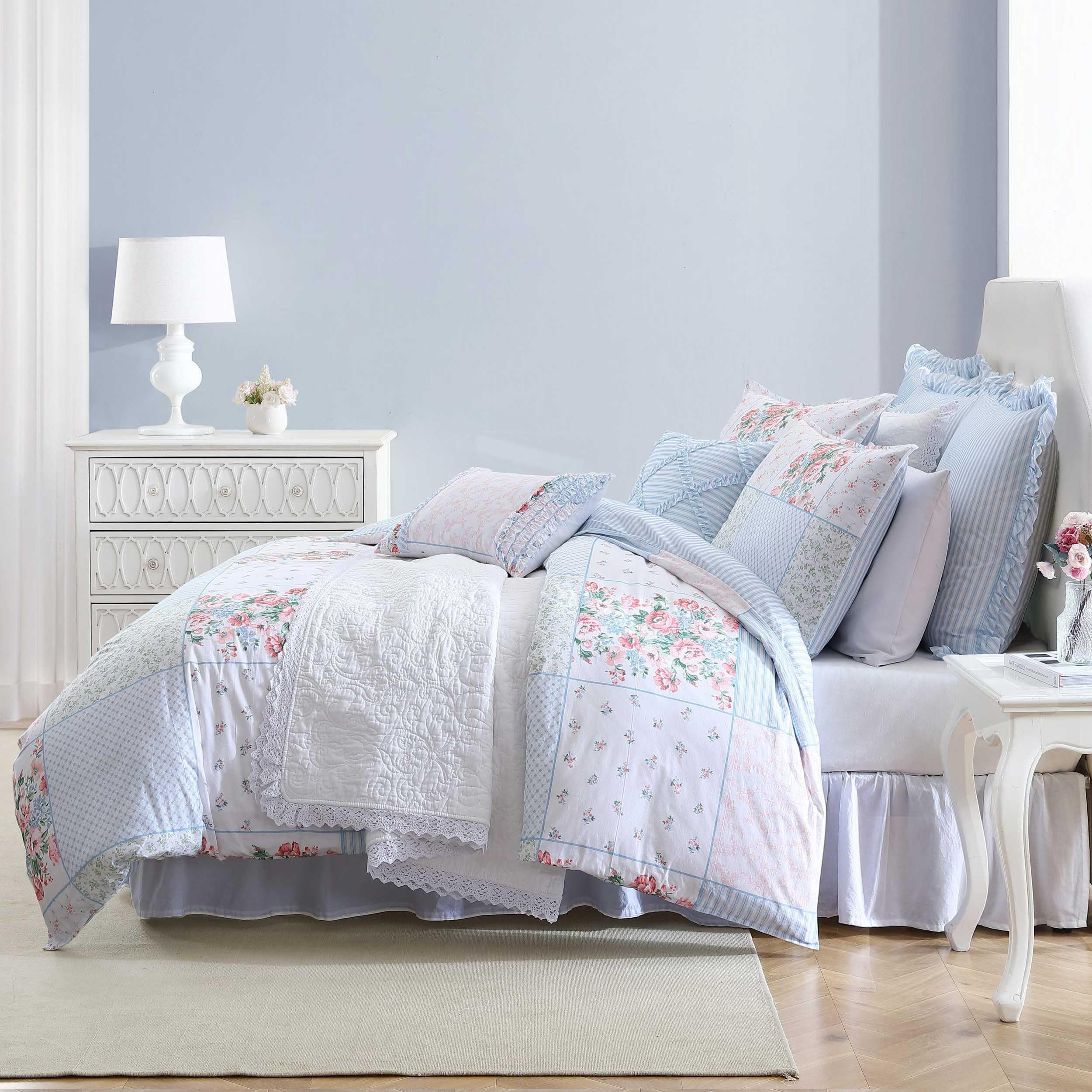 Laura Ashley - Duvet Set, Super Soft & Cozy Bedding, Includes Matching Shams & Bonus Throw Pillow Covers, Coquette Room Decor (Hope Patchwork Blue, Twin)