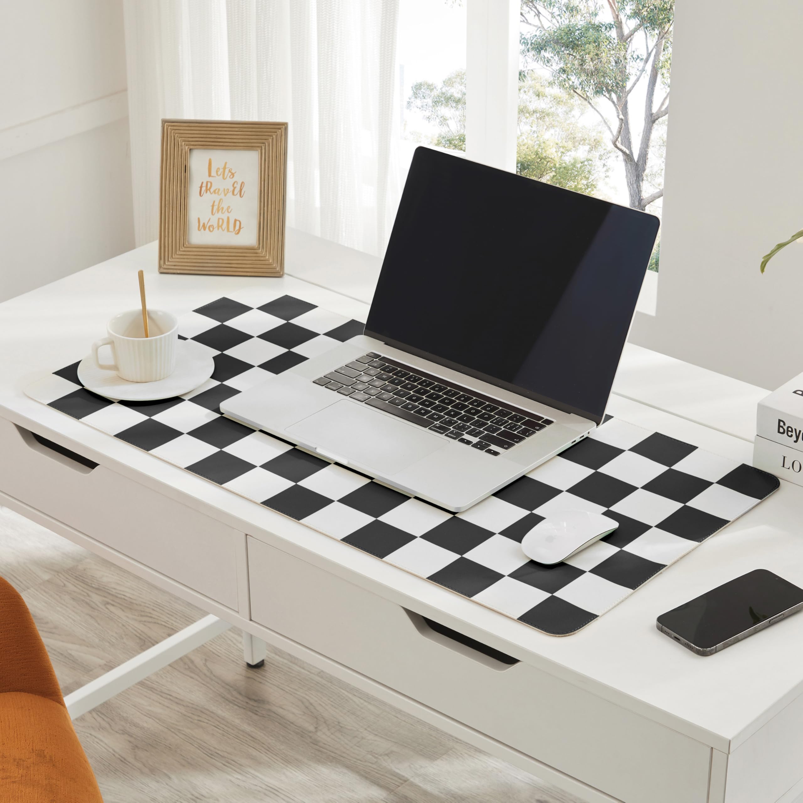 Ohocut Checkered Desk Mat, Large Cute Aesthetic Retro PU Leather Computer Laptop Desk Mat, Non-Slip Waterproof Mouse Keyboard Pad, Desk Writing Mat for Work/Home (Beige, 23.6" x 13.7")