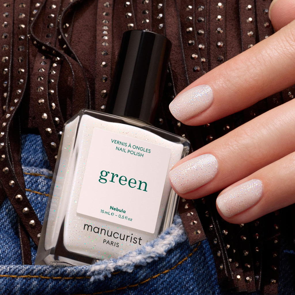 Manucurist Green Quick Dry Nail Polish Aubergine - Dark Purple Nail Polish - 9-Free, Plant-Based and Vegan - Non Toxic - Natural Classic - Nails Care - Manicure - Made in France - 0.5 fl oz