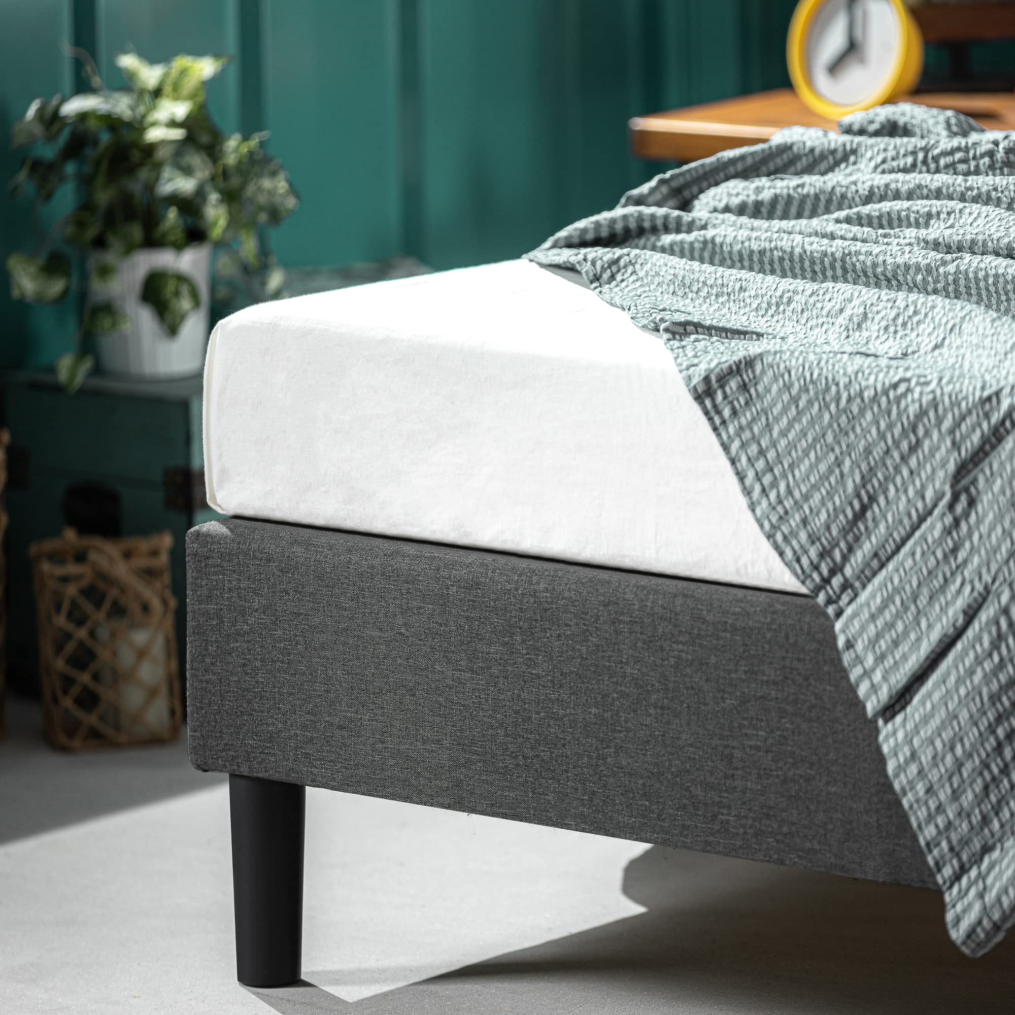 Zinus Curtis Upholstered Platform Bed Frame, Mattress Foundation, Wood Slat Support, No Box Spring Needed, Eco Friendly WonderBox (TM) Packaging, Dark Grey, Full