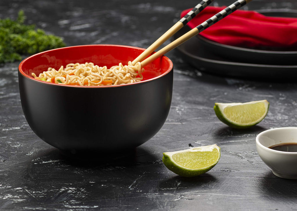 KooK Ramen Bowl, Japanese Bowls, Noodle Bowls, Large Soup Bowl, Ceramic, Large Capacity, For Ramen, Pho, Udon, Soba, Microwave and Dishwasher Safe, 34 oz, Set of 4 (Black/Navy)