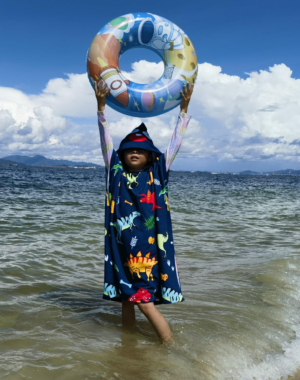 Soft Microfiber Swim Cover-ups for 3 to 10 Years Old Kids Hooded Bath Beach Poncho Towels (Alligator, Fits 3-10 Years)