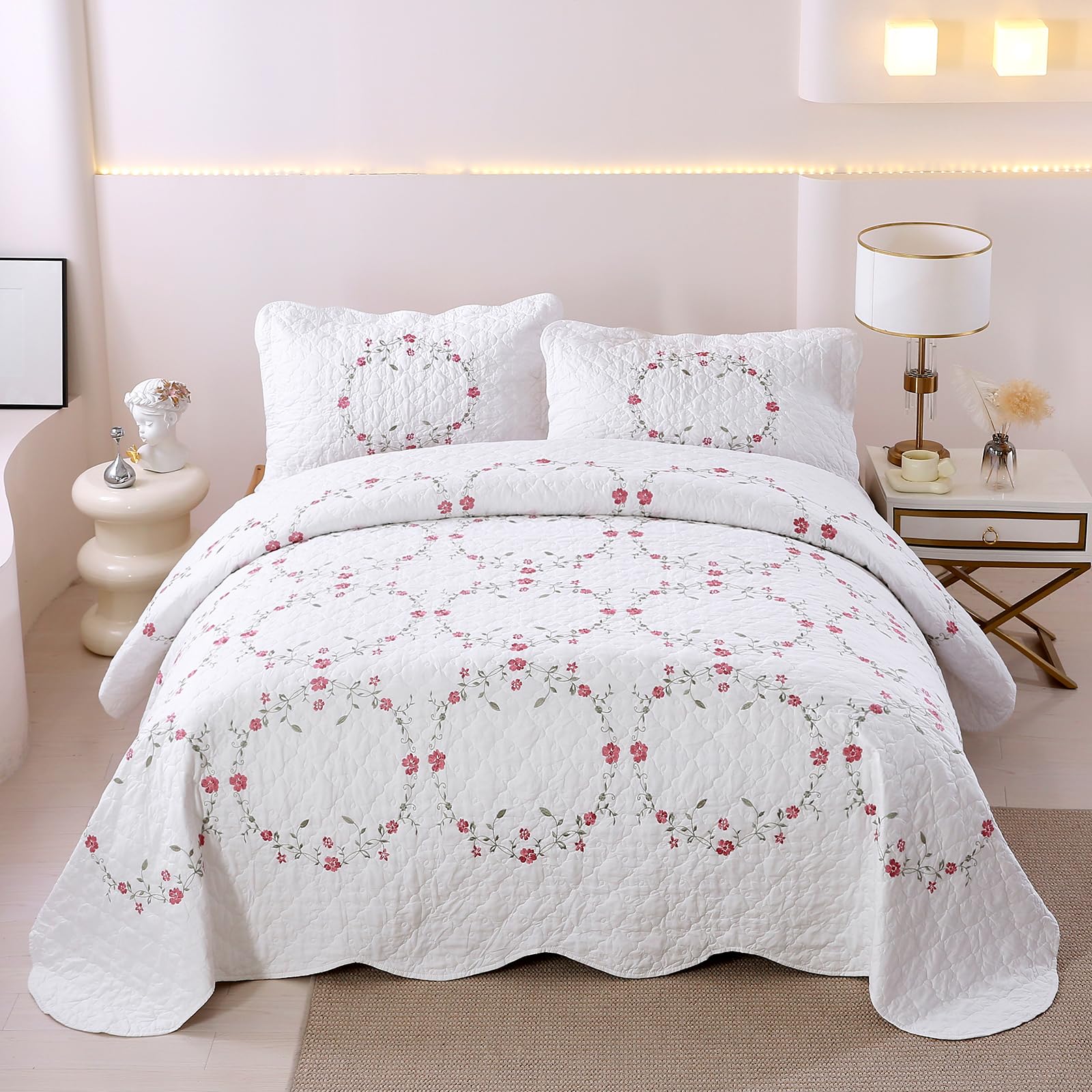 vctops 3-Piece Floral Embroidered Bedspread Coverlet Set Twin Size 100% Cotton Reversible Patchwork 1 Quilt and 2 Pillow Shams (Flower,Twin)
