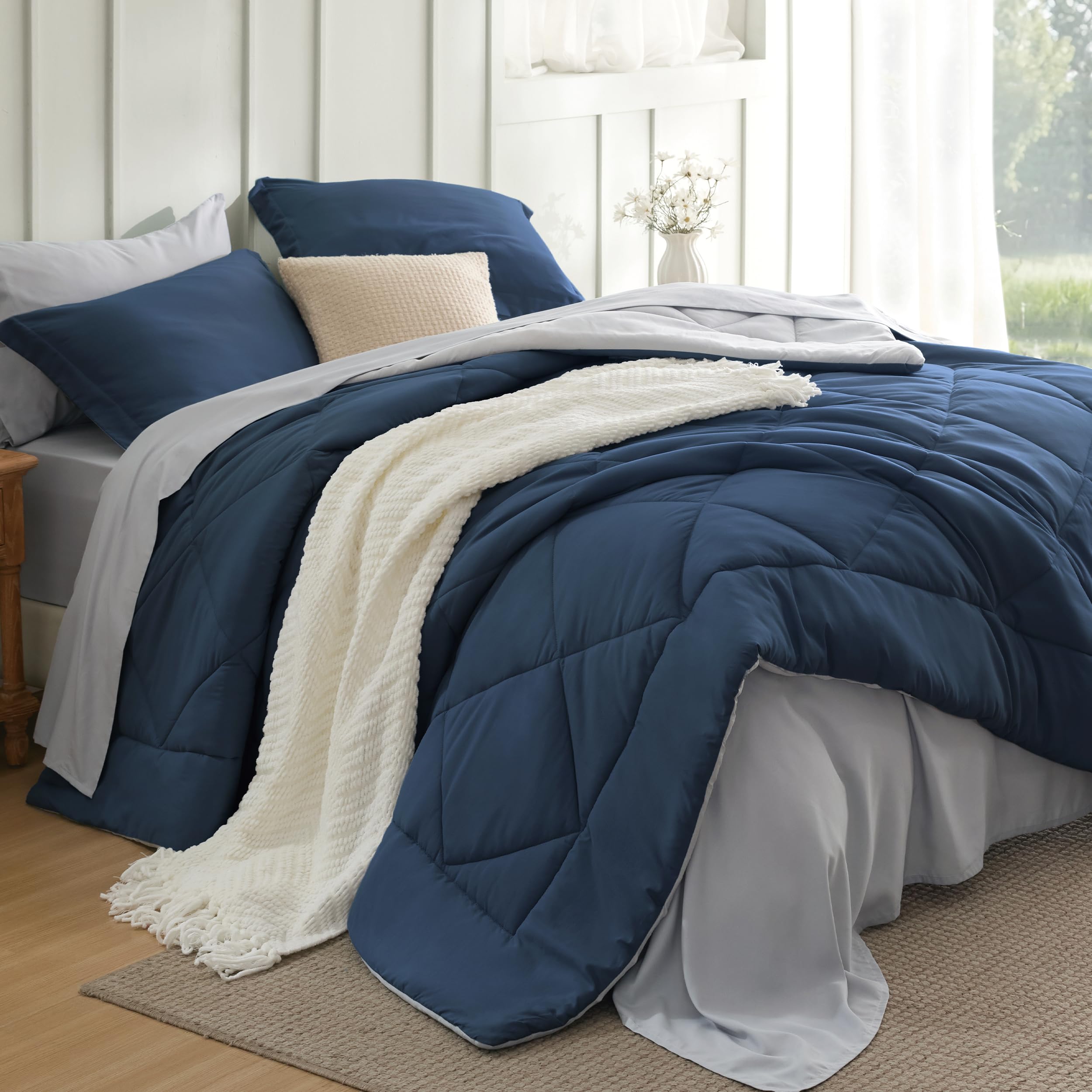 Bedsure Twin Comforter Set - 5 Pieces Reversible Grey Bedding, Twin Size Bed Set for All Seasons, Bed in a Bag with Down Alternative Comforter, Sheets, Pillowcase & Sham