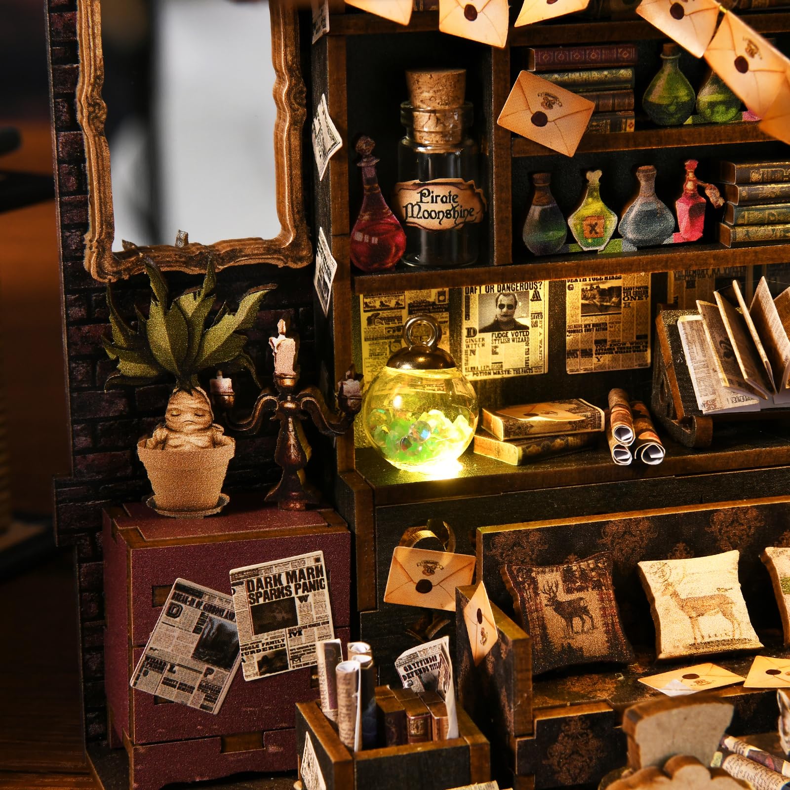 TOYQI DIY Book Nook Kit, Miniature House Dollhouse Kit for Adult and Teens, Book Nook Kits for Adults, Booknook Bookend Alley Model Build, Gifts for Family Friends - Spooky Horror Creepy Haunted House