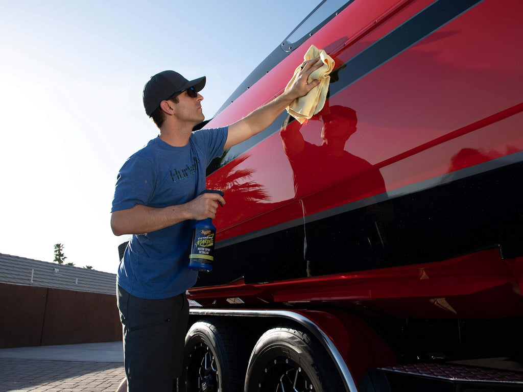 Meguiar's Extreme Marine Multi-Surface Cleaner M180332 - Pro Multi-Surface Cleaner for RV and Marine Detailing, Removes Dirt Grime & Stains from Vinyl, Gel Coat, Non Skid, Carpet and More, 32 Oz Spray