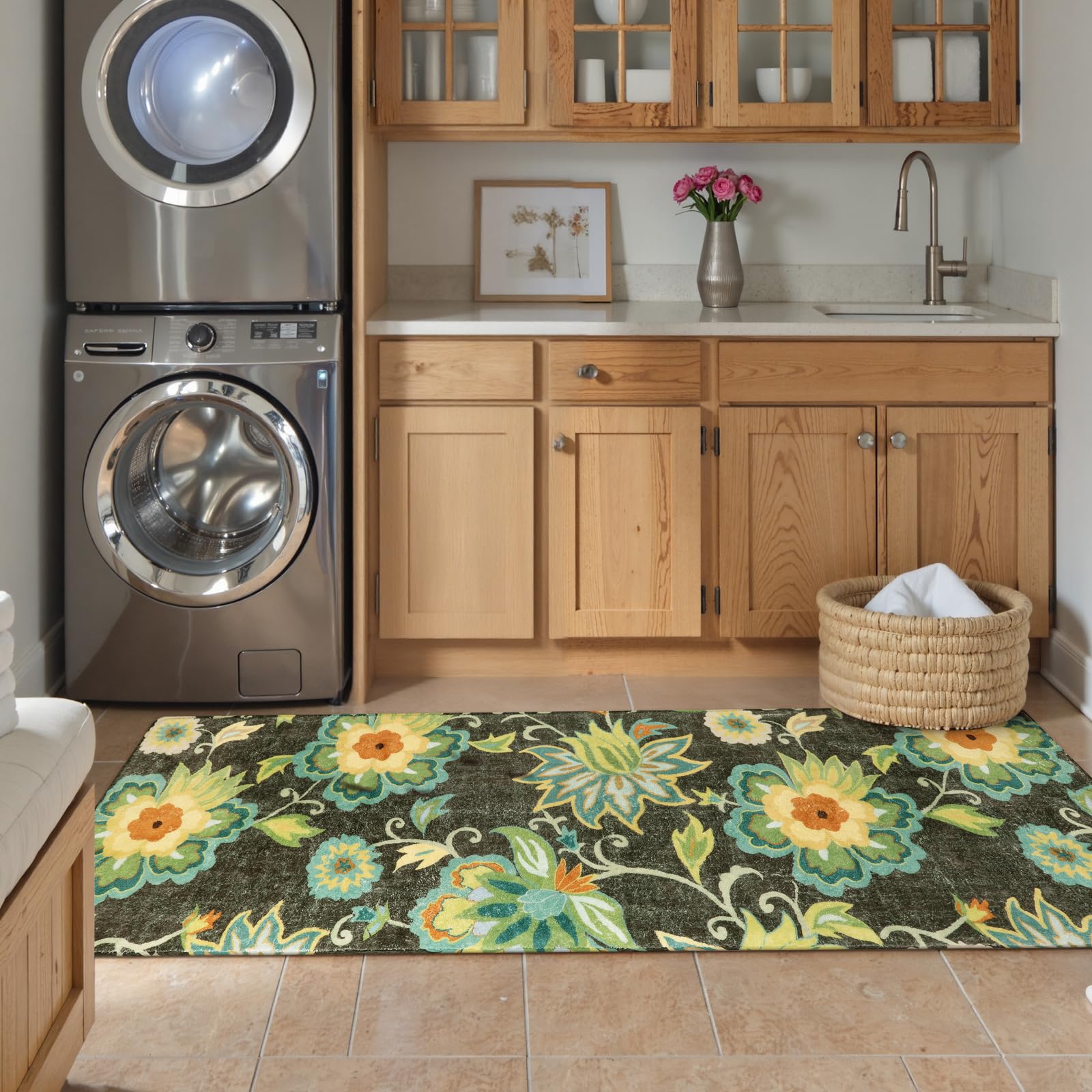 Lahome Floral Washable Area Rugs - 2x3 Non-Slip Small Entryway Rug Indoor, Throw Stain Resistant Kitchen Rugs Soft Black Paisley Print Bathroom Mats DoorMat Carpet for Bedroom Laundry Living Room Sink