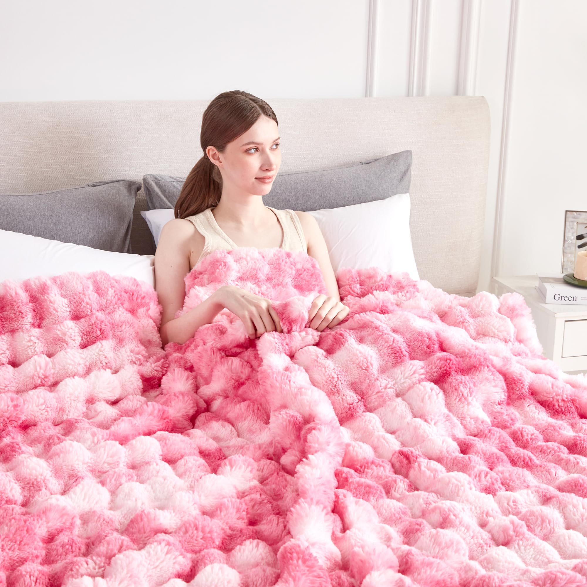 50x60 Inches Ultra-Soft Fuzzy Faux Fur Plush Throw Blanket - Thick, Warm Sherpa for Couch, Sofa, Bedroom, Camping - Decorative Blanket for Cozy Warmth, Bubble Grey