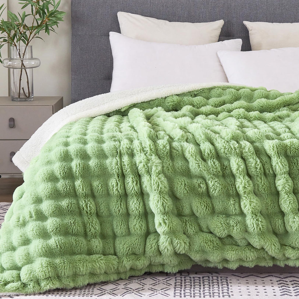 50x60 Inches Ultra-Soft Fuzzy Faux Fur Plush Throw Blanket - Thick, Warm Sherpa for Couch, Sofa, Bedroom, Camping - Decorative Blanket for Cozy Warmth, Bubble Grey