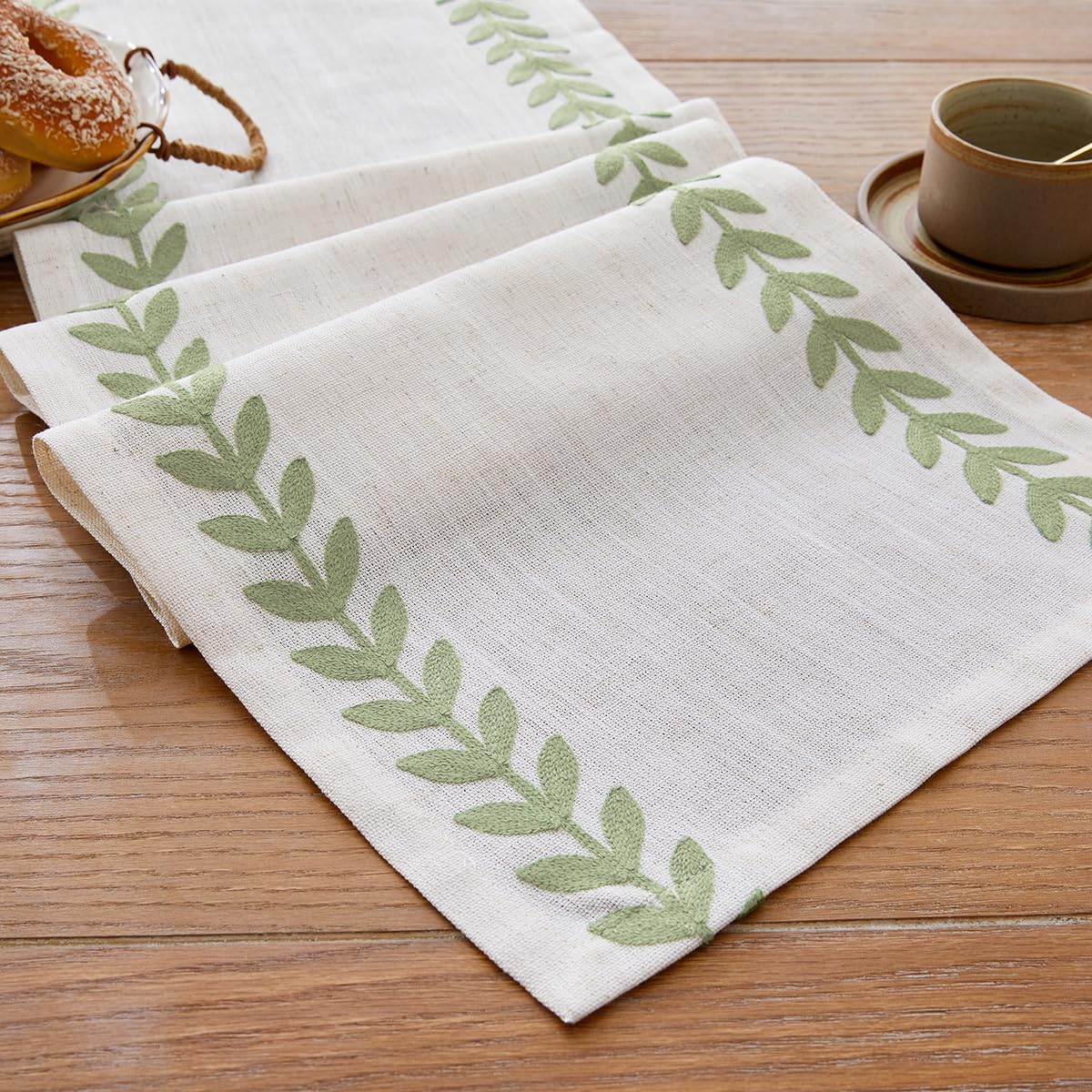 Wracra Embroidered Placemats, 13 x 18 Inch Set of 4 Placemats, Irregular Willow Rustic Place Mats for Kitchen Table and Heat Resistant, Blue 4PCS