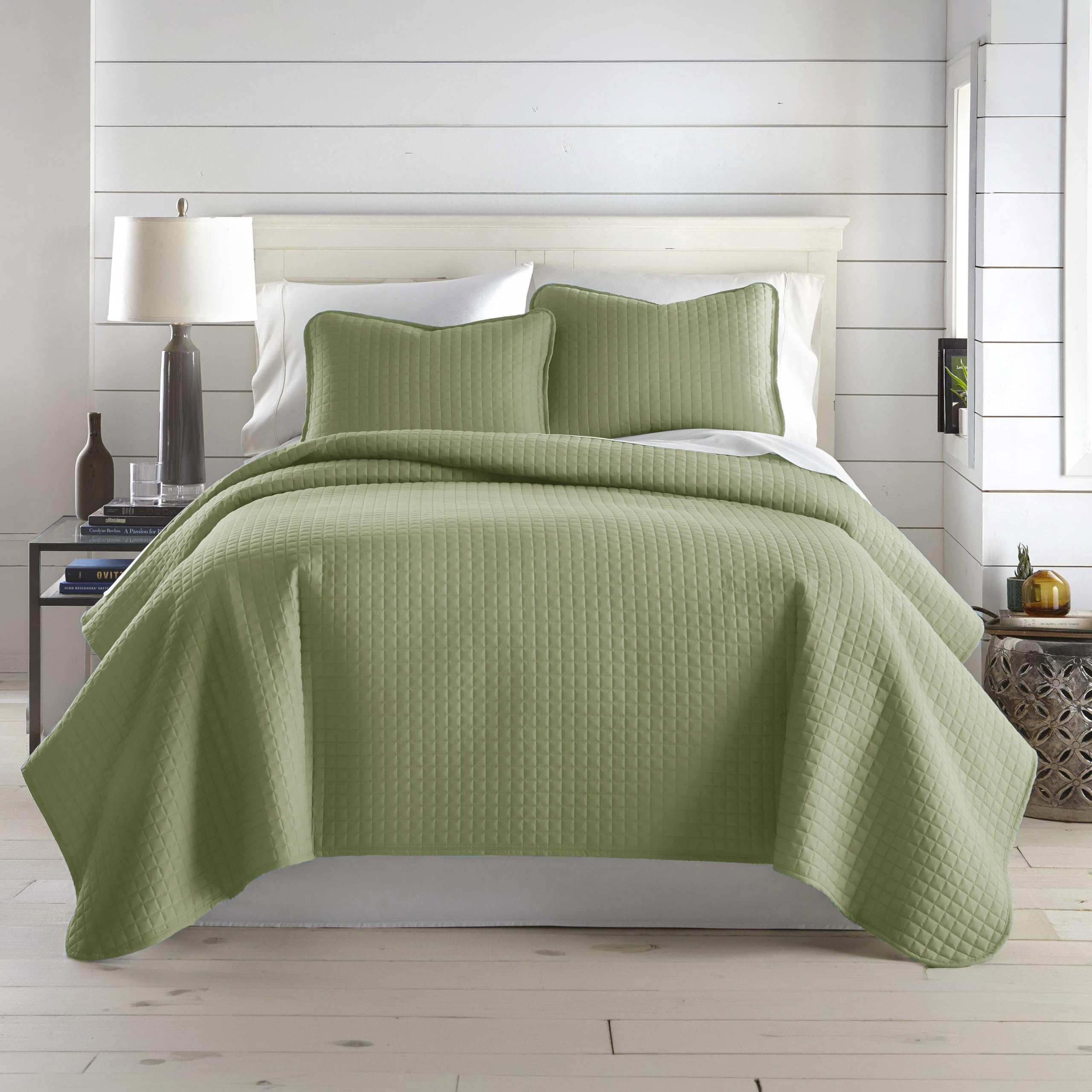 Southshore Fine Living, Inc. XL Twin Quilt Set, Microfiber Quilted Bedspread, White Bedding Twin Coverlet w/Pillow Sham, Pet Hair Resistant Bedding Coverlet Set, Quilted Coverlet, Bright White Quilt