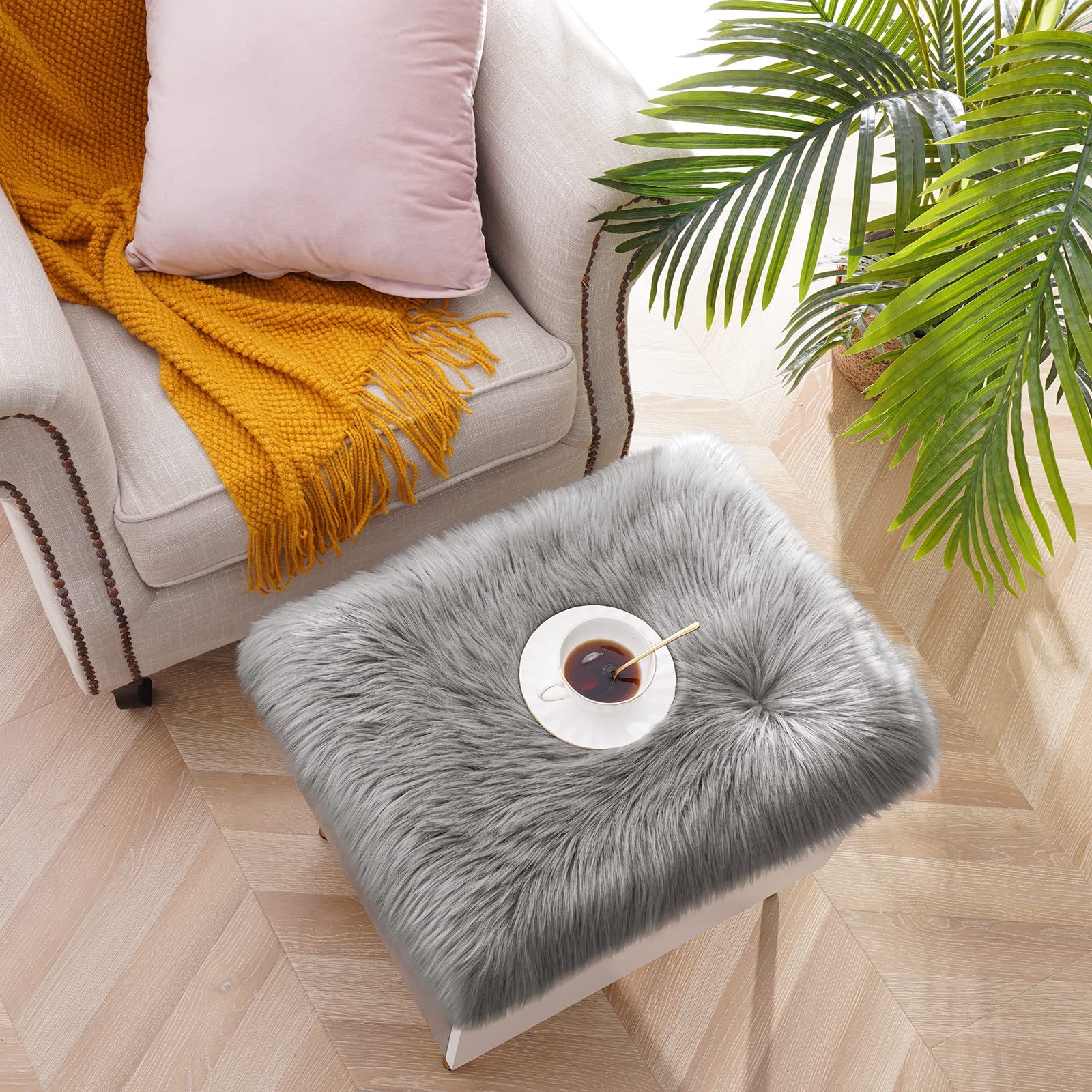 Softlife Black Faux Fur Sheepskin Chair Cover Seats Cushion Pad Super Soft Area Rugs for Living Bedroom Sofa Dorm (1.6ft x 1.6ft)