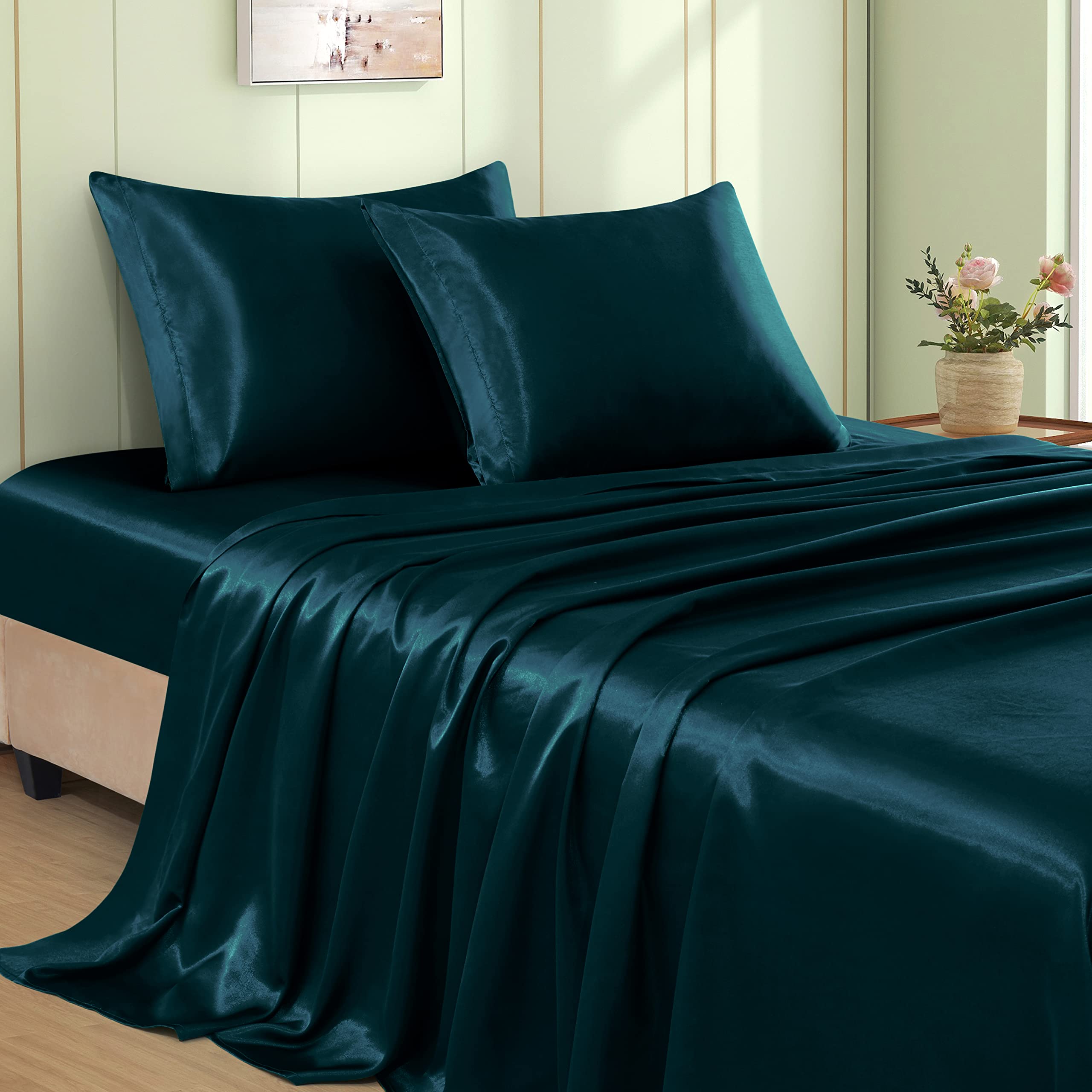 VACVELT 3pcs Beige Satin Sheets Twin Size Bed Set, 15 Inch Deep Pocket Silky Satin Sheet Set, Soft Satin Bedding Set Cooling & Luxury Bed Sheets, 1 Fitted Sheet + 1 Flat Sheet + 1 Pillowcase