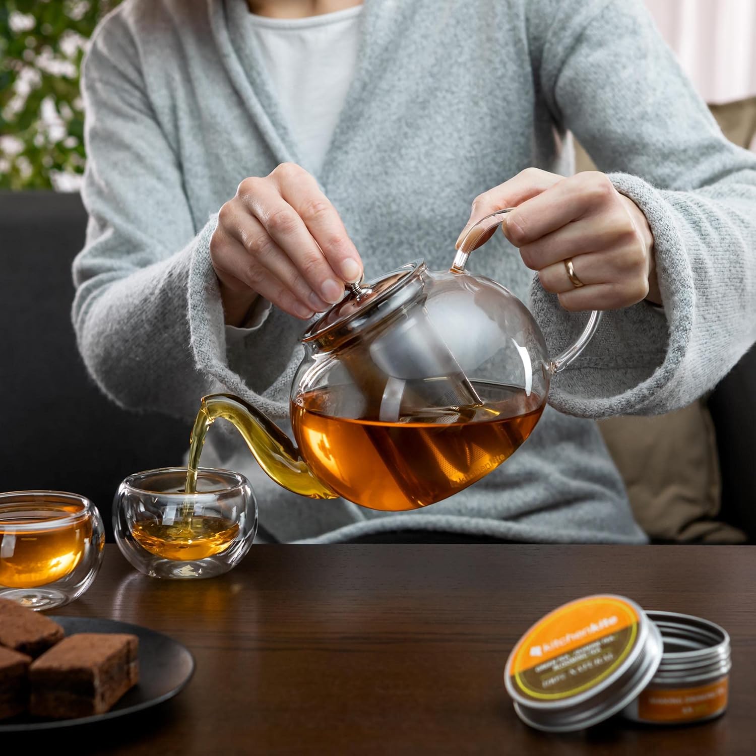 Kitchen Kite Glass Teapot Set with 4 Double Wall Tea Cups & Removable Stainless Steel Infuser, 35oz/1000ml Borosilicate Tea Kettle Stovetop Safe, Loose Leaf & Blooming Tea Maker Gift Set for Women