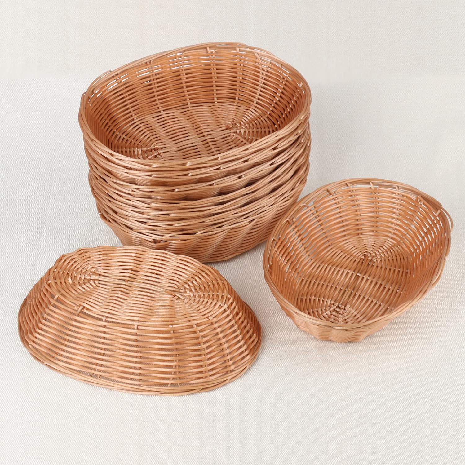 GNIEMCKIN 12 Pack Round Poly Wicker Basket, Diameter 9.5 In, Brown, Plastic, Polypropylene
