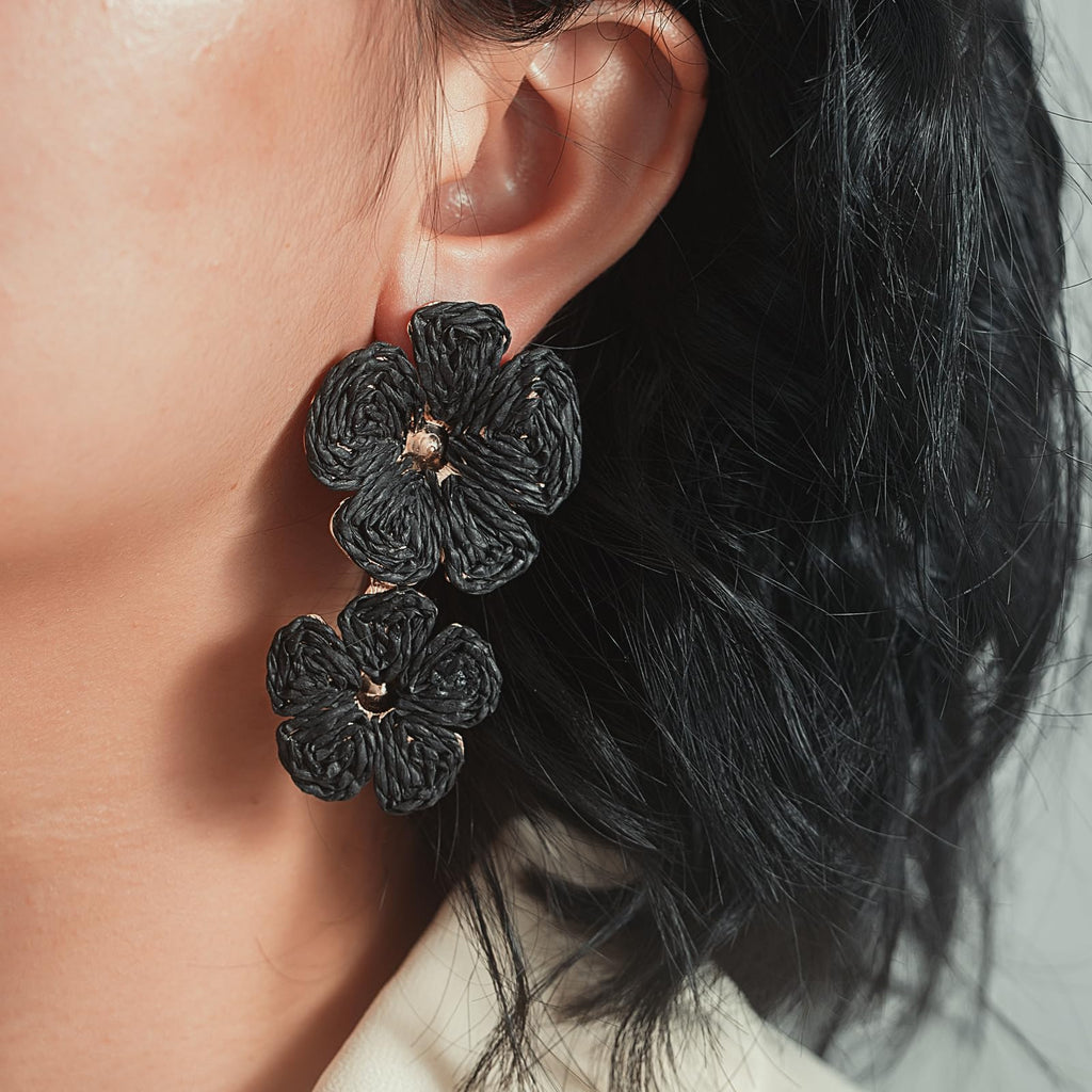 Boho Flower Earrings Statement Raffia Dangle Earrings Cute Floral Jewelry Trendy Summer Beach Vacation Outfits for Women