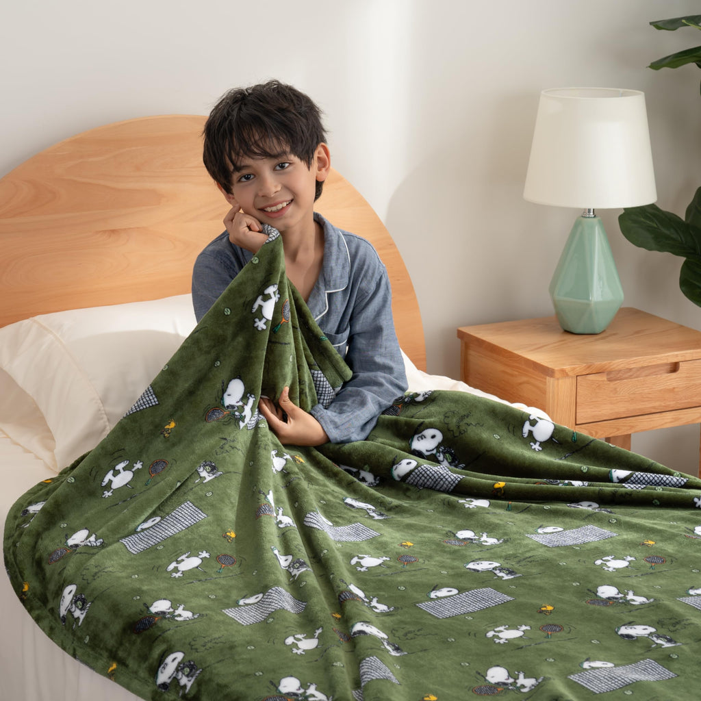 Berkshire Blanket VelvetLoft® Luxury Soft Polyester Throw Blanket, Don’t Let The Pigeon Drive The Bus, 50 x 70in(Official Mo Willems® Product)