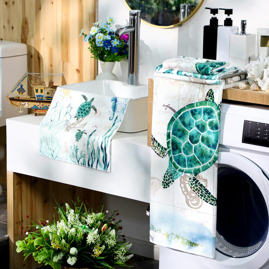 Preboun 3 Pack Christmas Gnome Bathroom Towels Set - Christmas Tree Hand Towels, Winter Snowflake Bath Towels, Soft Absorbent Dish Towels for Bathroom, Kitchen, Home, Hotel, Beach, Gym, Spa
