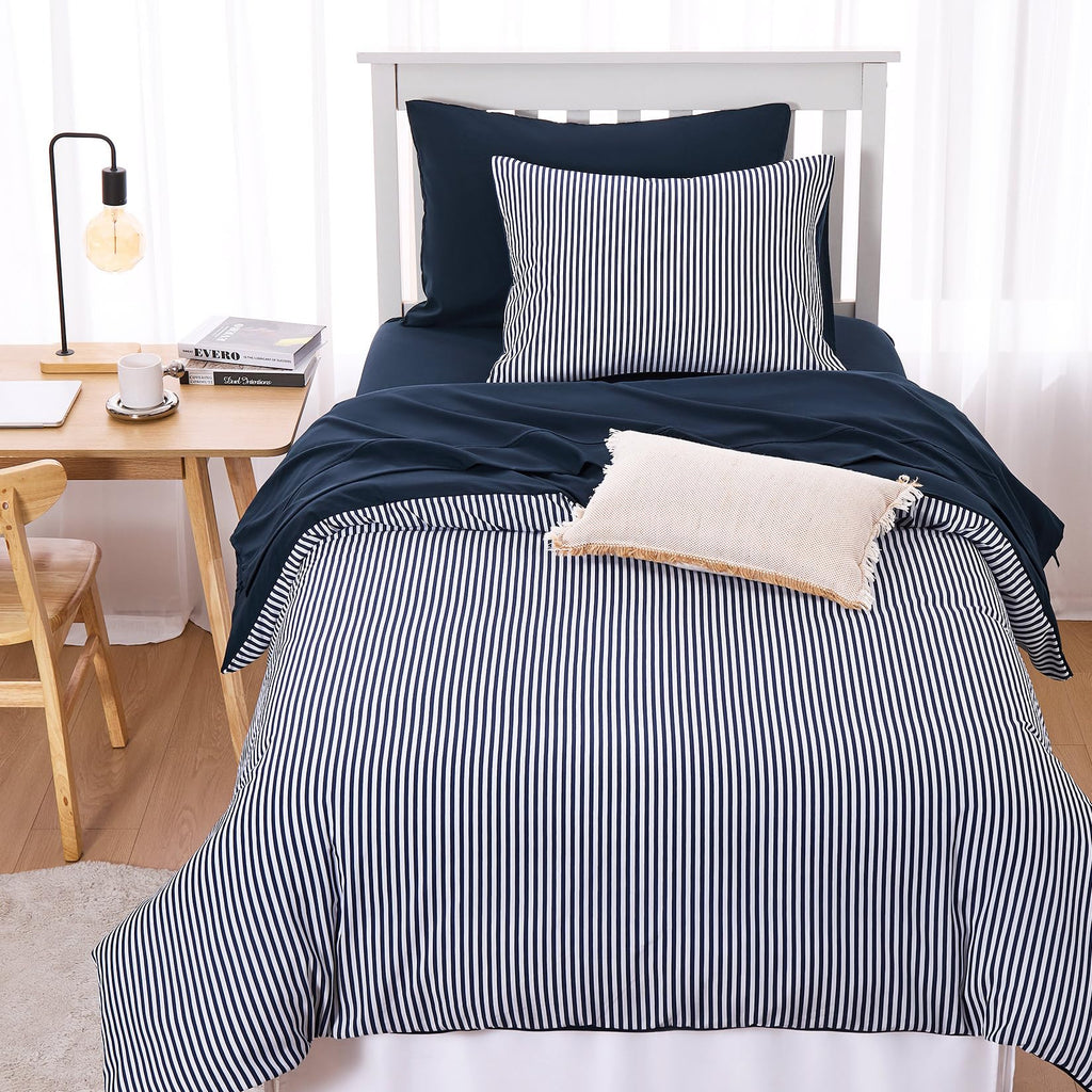 Wake In Cloud - Striped Comforter Set, Ticking Stripe Vertical Pinstripe Neutral Farmhouse Pattern Printed, Soft Lightweight Bedding, 3 Pieces, Blue White, Twin/Twin XL Size