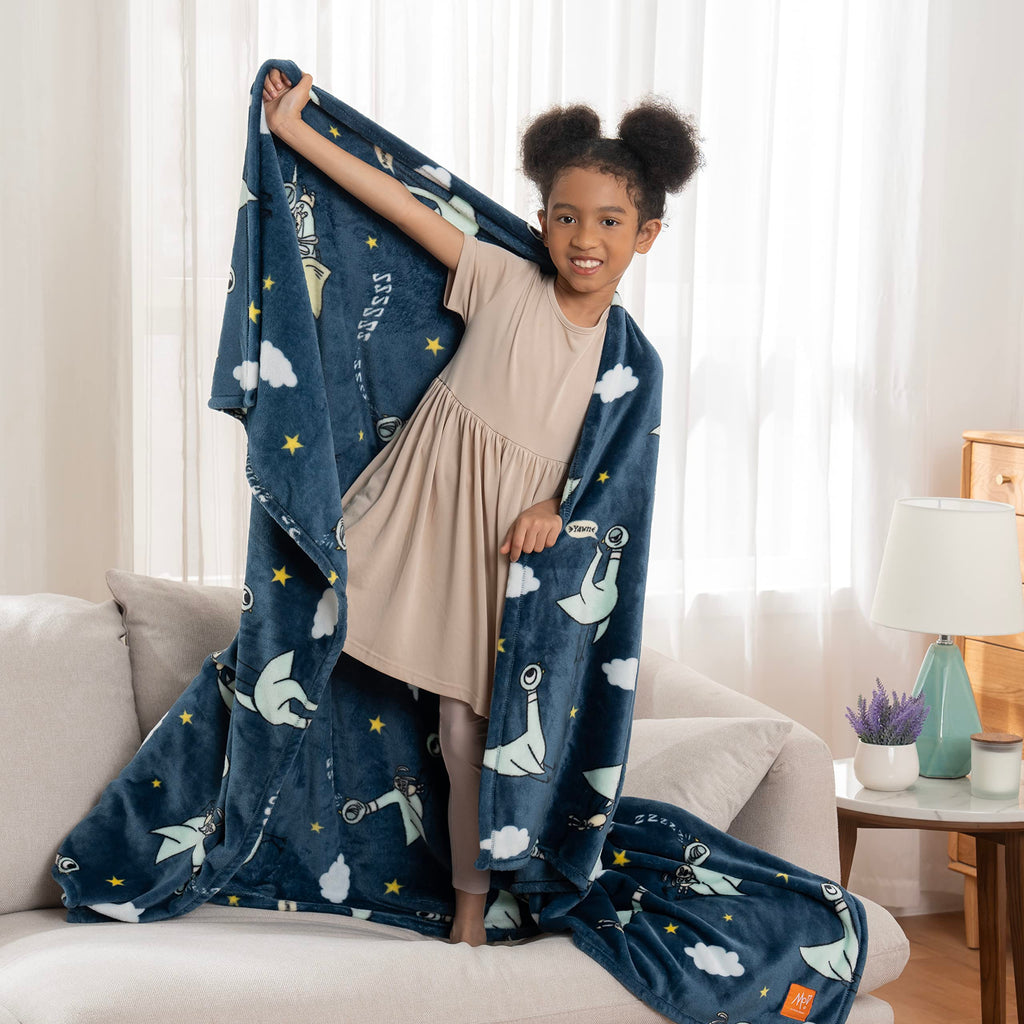 Berkshire Blanket VelvetLoft® Luxury Soft Polyester Throw Blanket, Don’t Let The Pigeon Drive The Bus, 50 x 70in(Official Mo Willems® Product)